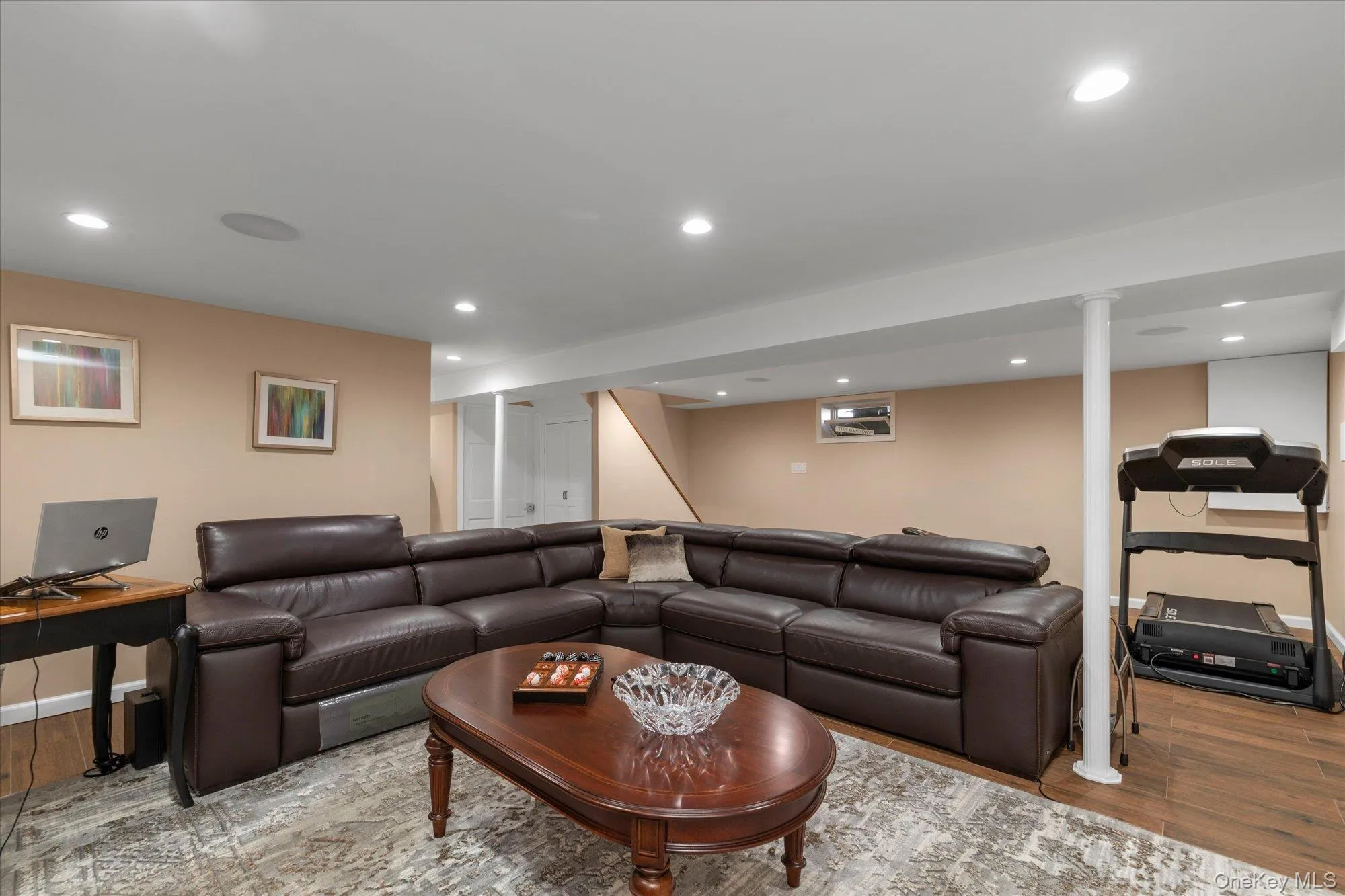 2 Benmor Court, Oyster Bay, NY, 3 Bedrooms Bedrooms, 6 Rooms Rooms,2 BathroomsBathrooms,Residential Lease,For Rent,Benmor,0,1049502 2 Benmor Court, Oyster Bay, NY, 3 Bedrooms Bedrooms, 6 Rooms Rooms,2 BathroomsBathrooms,Residential Lease,For Rent,Benmor,0,1049502