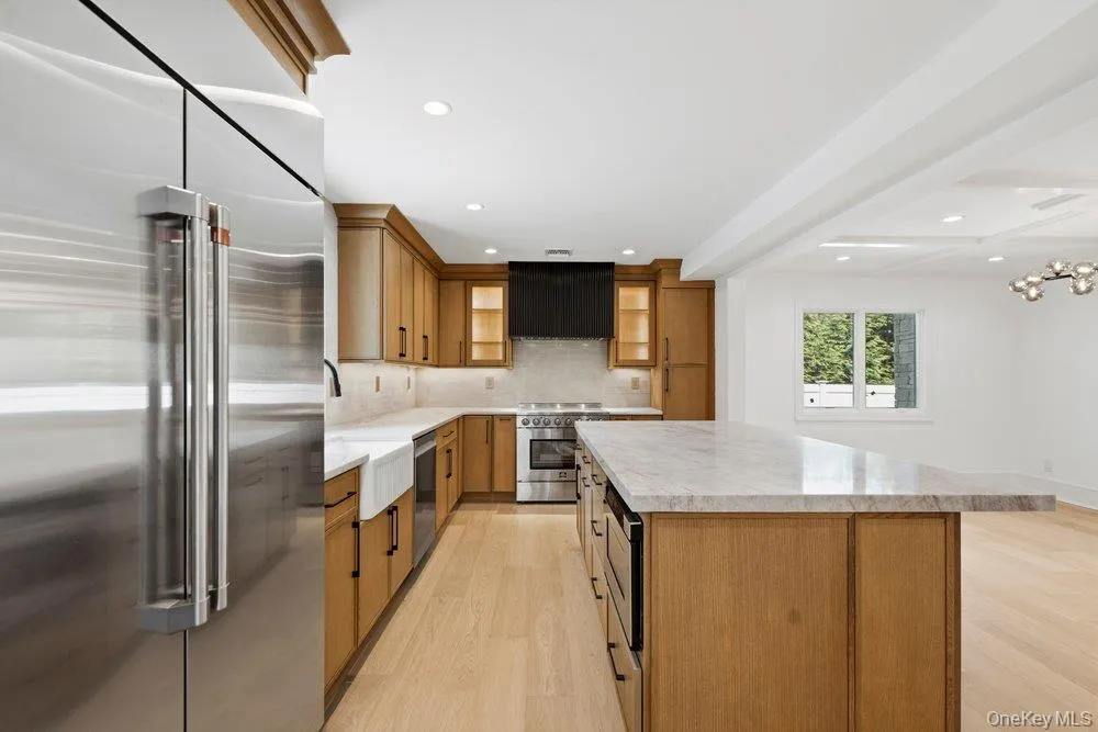3 Aron Drive, Oyster Bay, NY, 4 Bedrooms Bedrooms, 10 Rooms Rooms,4 BathroomsBathrooms,Residential,For Rent,Aron,0,1049514 3 Aron Drive, Oyster Bay, NY, 4 Bedrooms Bedrooms, 10 Rooms Rooms,4 BathroomsBathrooms,Residential,For Rent,Aron,0,1049514
