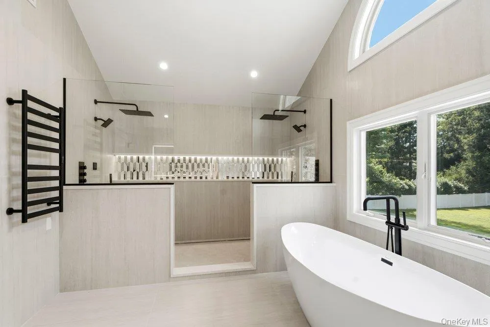 3 Aron Drive, Oyster Bay, NY, 4 Bedrooms Bedrooms, 10 Rooms Rooms,4 BathroomsBathrooms,Residential,For Rent,Aron,0,1049514 3 Aron Drive, Oyster Bay, NY, 4 Bedrooms Bedrooms, 10 Rooms Rooms,4 BathroomsBathrooms,Residential,For Rent,Aron,0,1049514