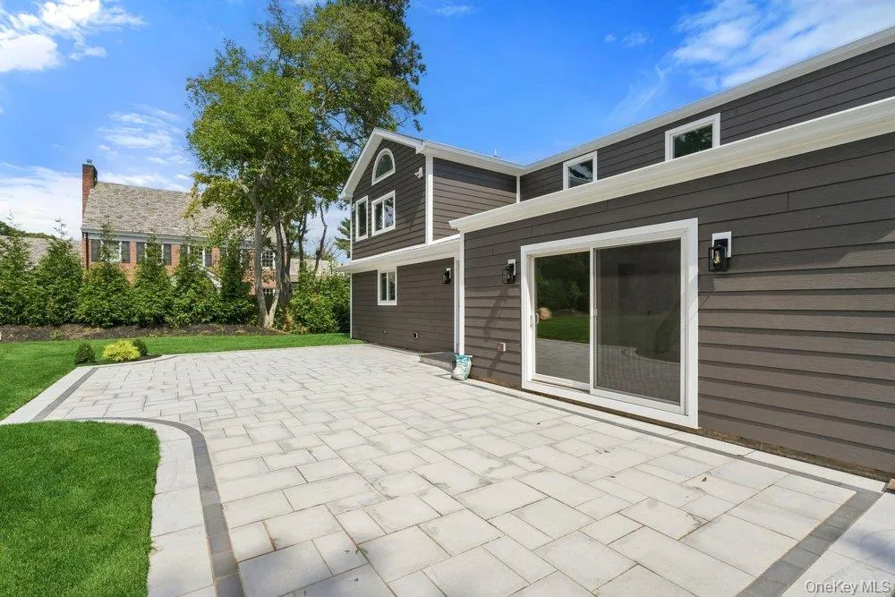 3 Aron Drive, Oyster Bay, NY, 4 Bedrooms Bedrooms, 10 Rooms Rooms,4 BathroomsBathrooms,Residential,For Rent,Aron,0,1049514 3 Aron Drive, Oyster Bay, NY, 4 Bedrooms Bedrooms, 10 Rooms Rooms,4 BathroomsBathrooms,Residential,For Rent,Aron,0,1049514