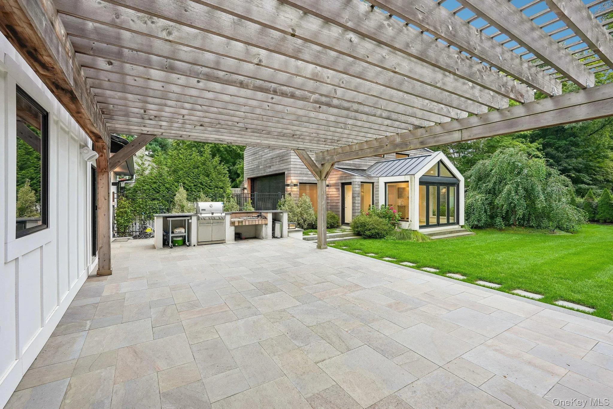 Outdoor kitchen Outdoor kitchen