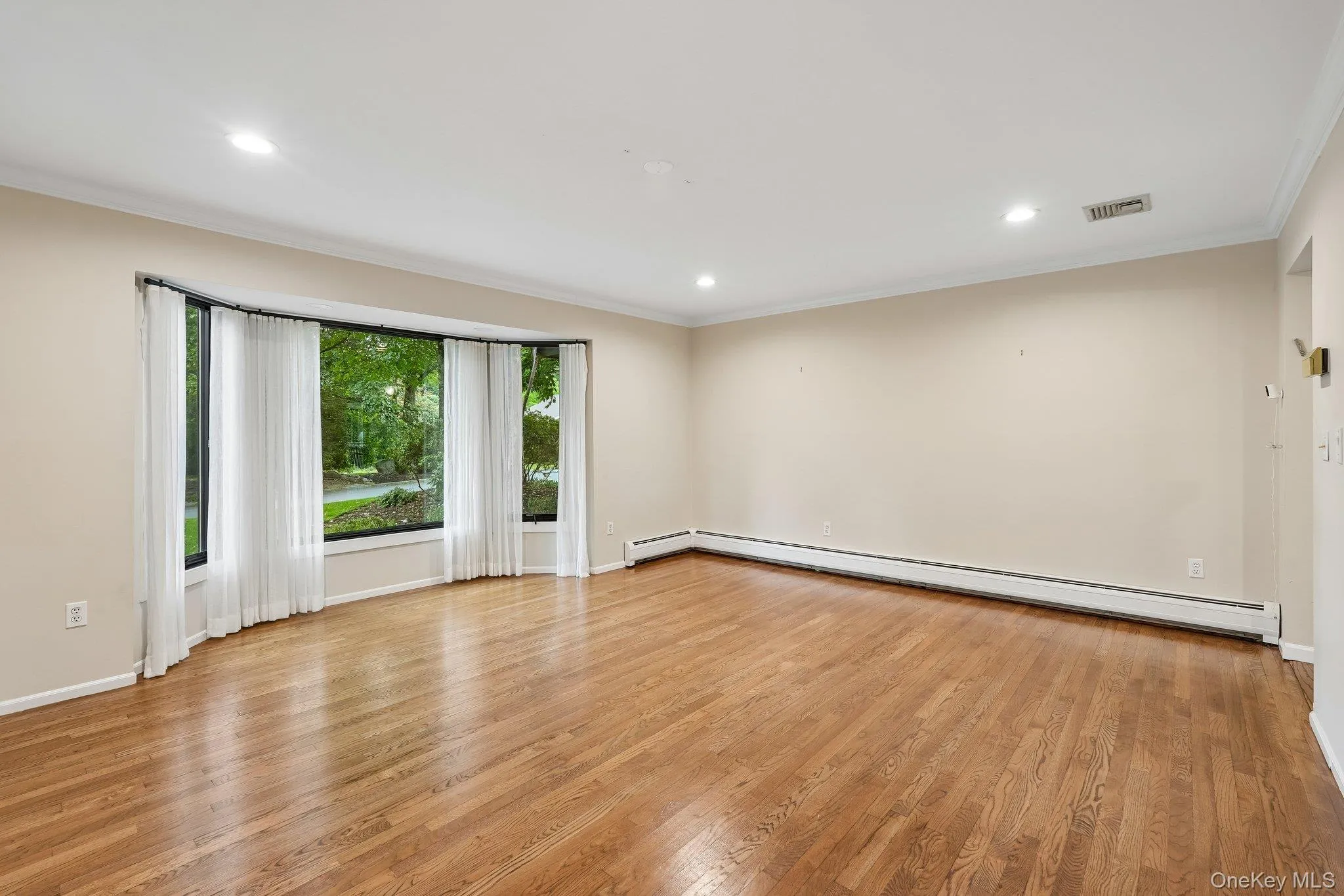 3 Zeck Court, Ramapo, NY, 4 Bedrooms Bedrooms, 14 Rooms Rooms,3 BathroomsBathrooms,Residential,For Rent,Zeck,0,1049517 3 Zeck Court, Ramapo, NY, 4 Bedrooms Bedrooms, 14 Rooms Rooms,3 BathroomsBathrooms,Residential,For Rent,Zeck,0,1049517