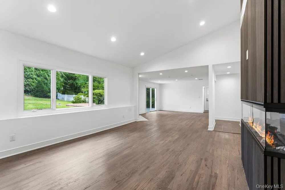 185 Harvard Drive, Oyster Bay, NY, 4 Bedrooms Bedrooms, 10 Rooms Rooms,2 BathroomsBathrooms,Residential,For Rent,Harvard,0,1049525 185 Harvard Drive, Oyster Bay, NY, 4 Bedrooms Bedrooms, 10 Rooms Rooms,2 BathroomsBathrooms,Residential,For Rent,Harvard,0,1049525
