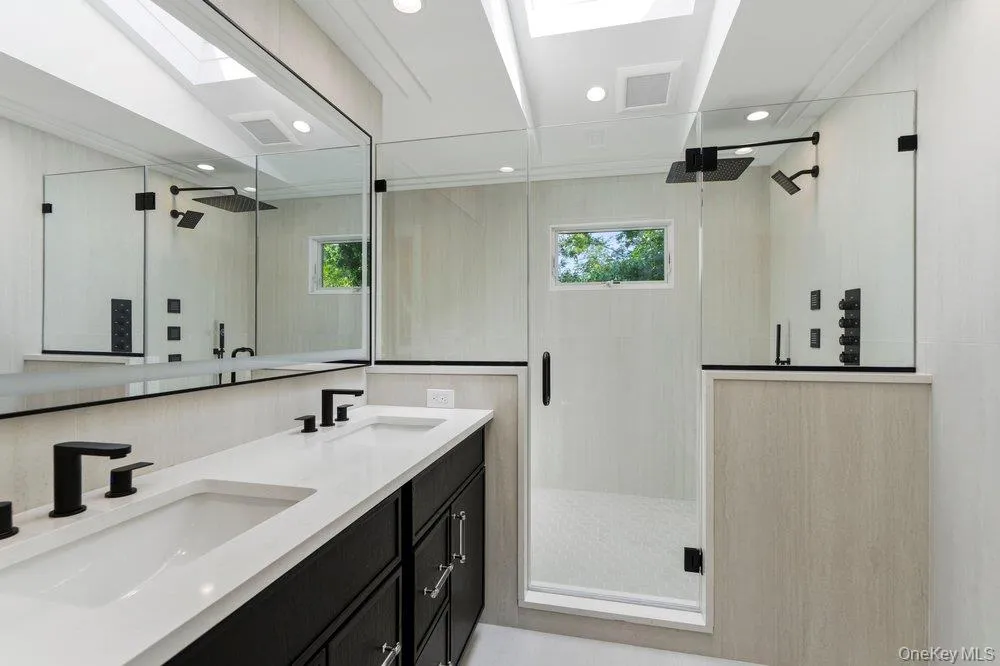 185 Harvard Drive, Oyster Bay, NY, 4 Bedrooms Bedrooms, 10 Rooms Rooms,2 BathroomsBathrooms,Residential,For Rent,Harvard,0,1049525 185 Harvard Drive, Oyster Bay, NY, 4 Bedrooms Bedrooms, 10 Rooms Rooms,2 BathroomsBathrooms,Residential,For Rent,Harvard,0,1049525
