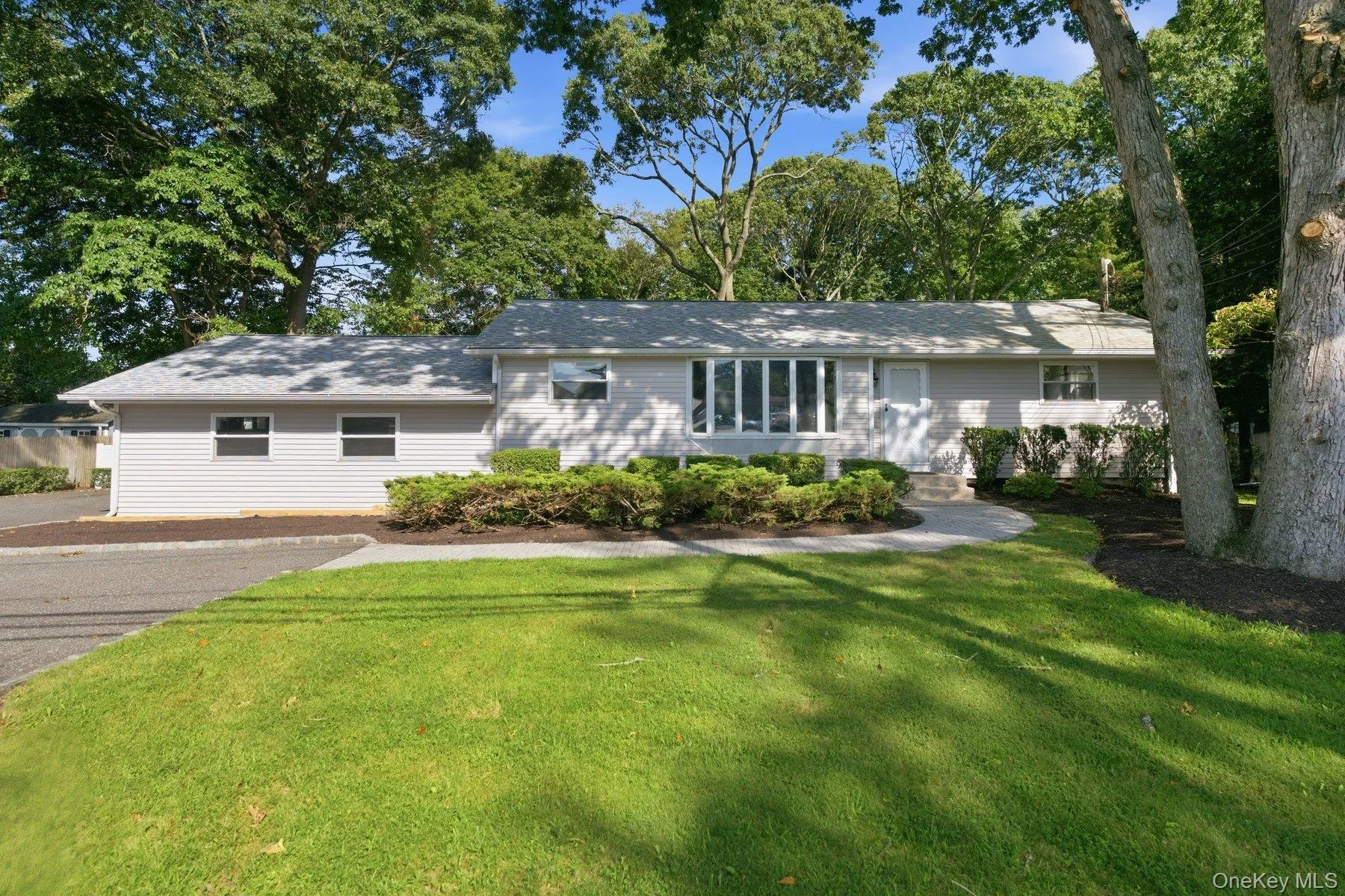 65 Holbrook Road, Brookhaven, NY, 3 Bedrooms Bedrooms, 6 Rooms Rooms,2 BathroomsBathrooms,Residential,For Rent,Holbrook,0,1049527 65 Holbrook Road, Brookhaven, NY, 3 Bedrooms Bedrooms, 6 Rooms Rooms,2 BathroomsBathrooms,Residential,For Rent,Holbrook,0,1049527