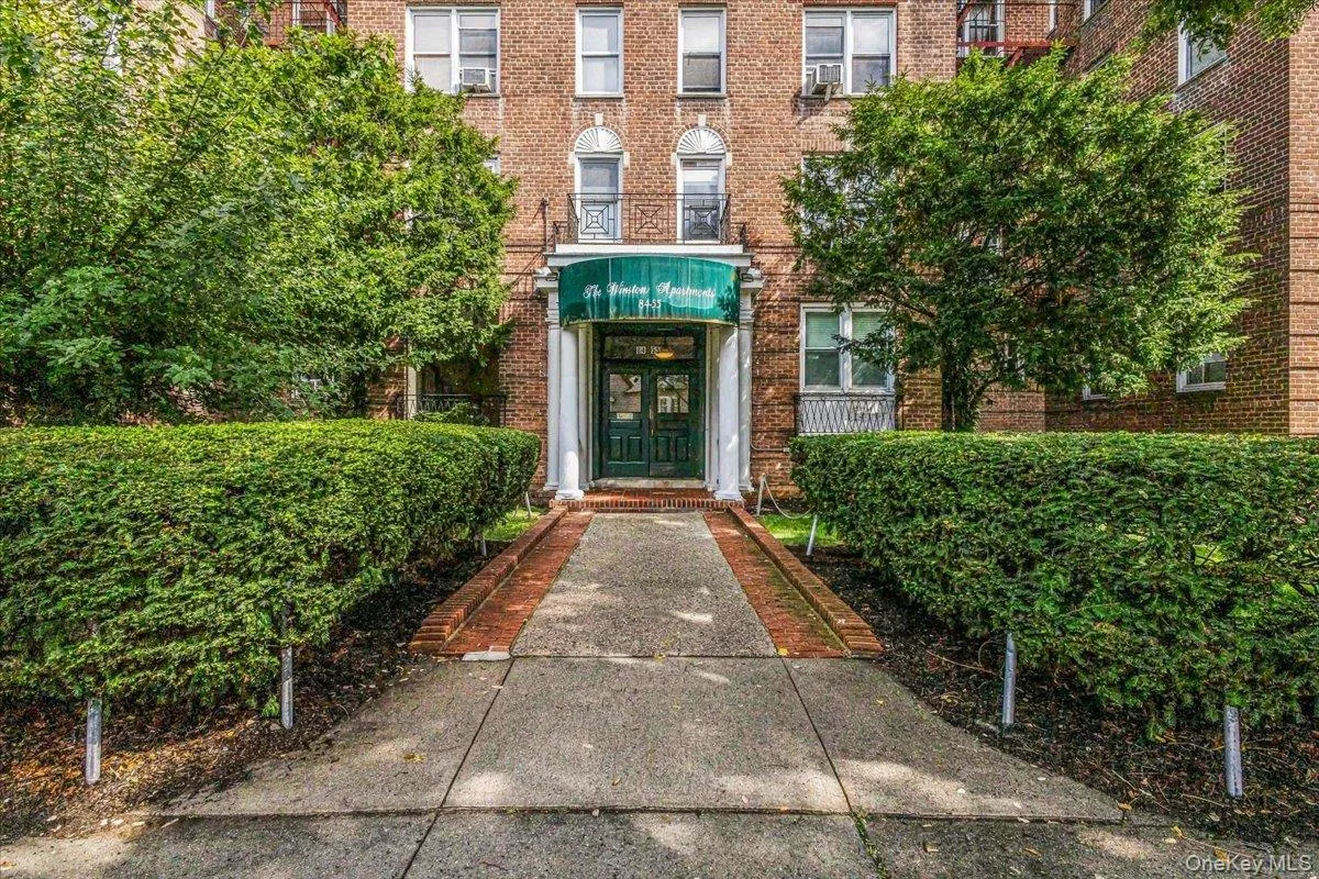 84-55 Daniels Street, New York, NY, 2 Bedrooms Bedrooms, 3 Rooms Rooms,1 BathroomBathrooms,Residential,For Rent,Daniels,0,1049532 84-55 Daniels Street, New York, NY, 2 Bedrooms Bedrooms, 3 Rooms Rooms,1 BathroomBathrooms,Residential,For Rent,Daniels,0,1049532