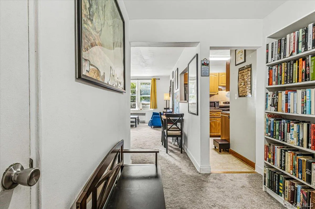 84-55 Daniels Street, New York, NY, 2 Bedrooms Bedrooms, 3 Rooms Rooms,1 BathroomBathrooms,Residential,For Rent,Daniels,0,1049532 84-55 Daniels Street, New York, NY, 2 Bedrooms Bedrooms, 3 Rooms Rooms,1 BathroomBathrooms,Residential,For Rent,Daniels,0,1049532