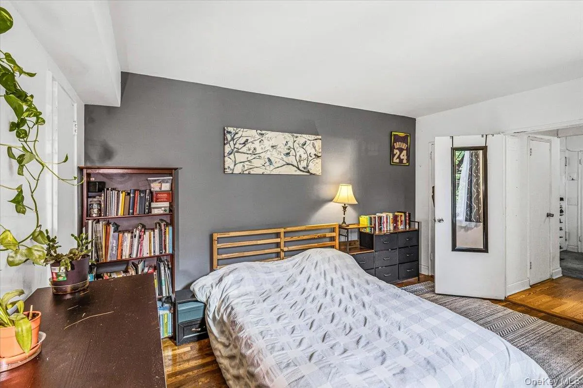 84-55 Daniels Street, New York, NY, 2 Bedrooms Bedrooms, 3 Rooms Rooms,1 BathroomBathrooms,Residential,For Rent,Daniels,0,1049532 84-55 Daniels Street, New York, NY, 2 Bedrooms Bedrooms, 3 Rooms Rooms,1 BathroomBathrooms,Residential,For Rent,Daniels,0,1049532