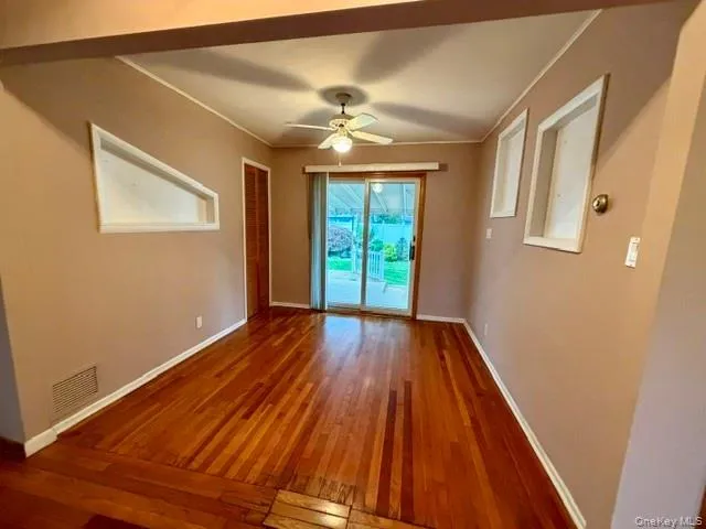 392 Coleridge Street, Hempstead, NY, 3 Bedrooms Bedrooms, 6 Rooms Rooms,2 BathroomsBathrooms,Residential,For Rent,Coleridge,0,1049536 392 Coleridge Street, Hempstead, NY, 3 Bedrooms Bedrooms, 6 Rooms Rooms,2 BathroomsBathrooms,Residential,For Rent,Coleridge,0,1049536