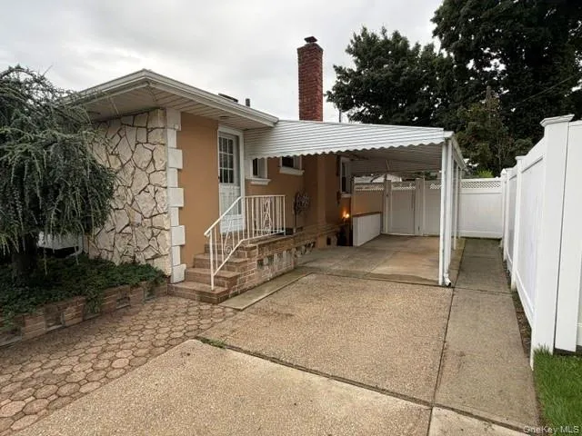 392 Coleridge Street, Hempstead, NY, 3 Bedrooms Bedrooms, 6 Rooms Rooms,2 BathroomsBathrooms,Residential,For Rent,Coleridge,0,1049536 392 Coleridge Street, Hempstead, NY, 3 Bedrooms Bedrooms, 6 Rooms Rooms,2 BathroomsBathrooms,Residential,For Rent,Coleridge,0,1049536