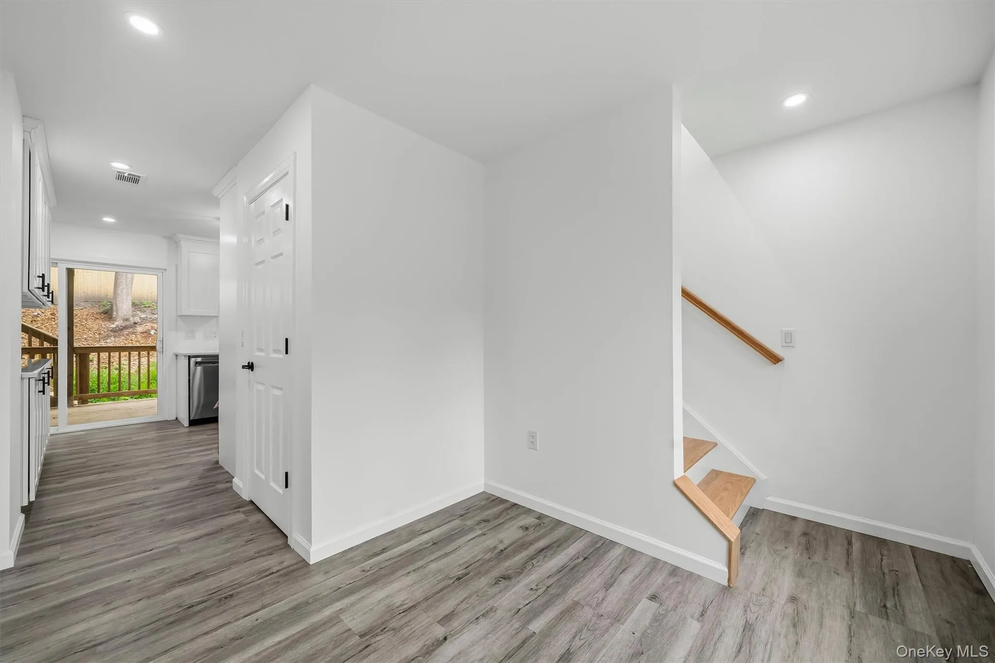 326 North Street, Middletown, NY, 4 Bedrooms Bedrooms, 12 Rooms Rooms,3 BathroomsBathrooms,Residential,For Rent,North,0,1049537 326 North Street, Middletown, NY, 4 Bedrooms Bedrooms, 12 Rooms Rooms,3 BathroomsBathrooms,Residential,For Rent,North,0,1049537