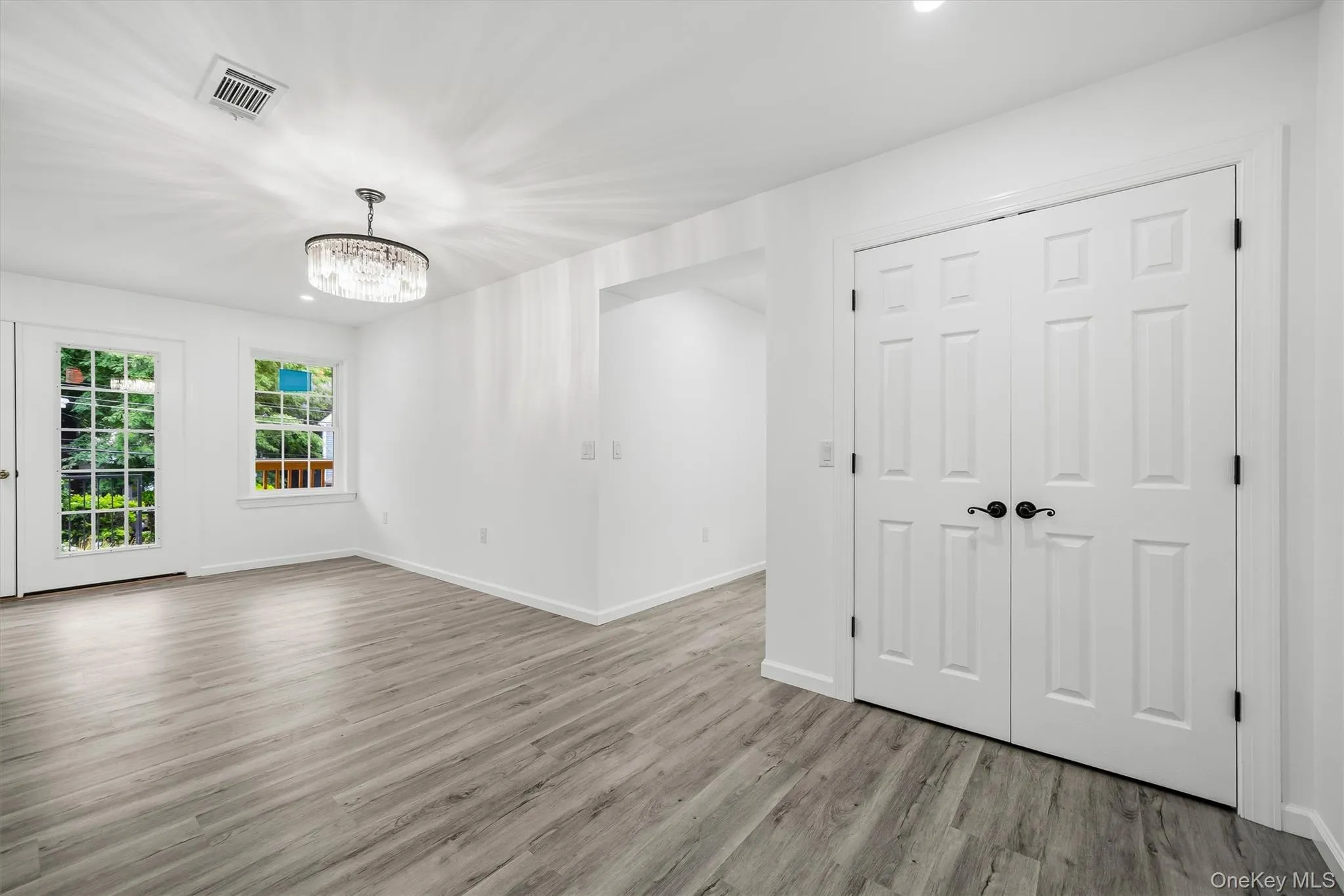 326 North Street, Middletown, NY, 4 Bedrooms Bedrooms, 12 Rooms Rooms,3 BathroomsBathrooms,Residential,For Rent,North,0,1049537 326 North Street, Middletown, NY, 4 Bedrooms Bedrooms, 12 Rooms Rooms,3 BathroomsBathrooms,Residential,For Rent,North,0,1049537