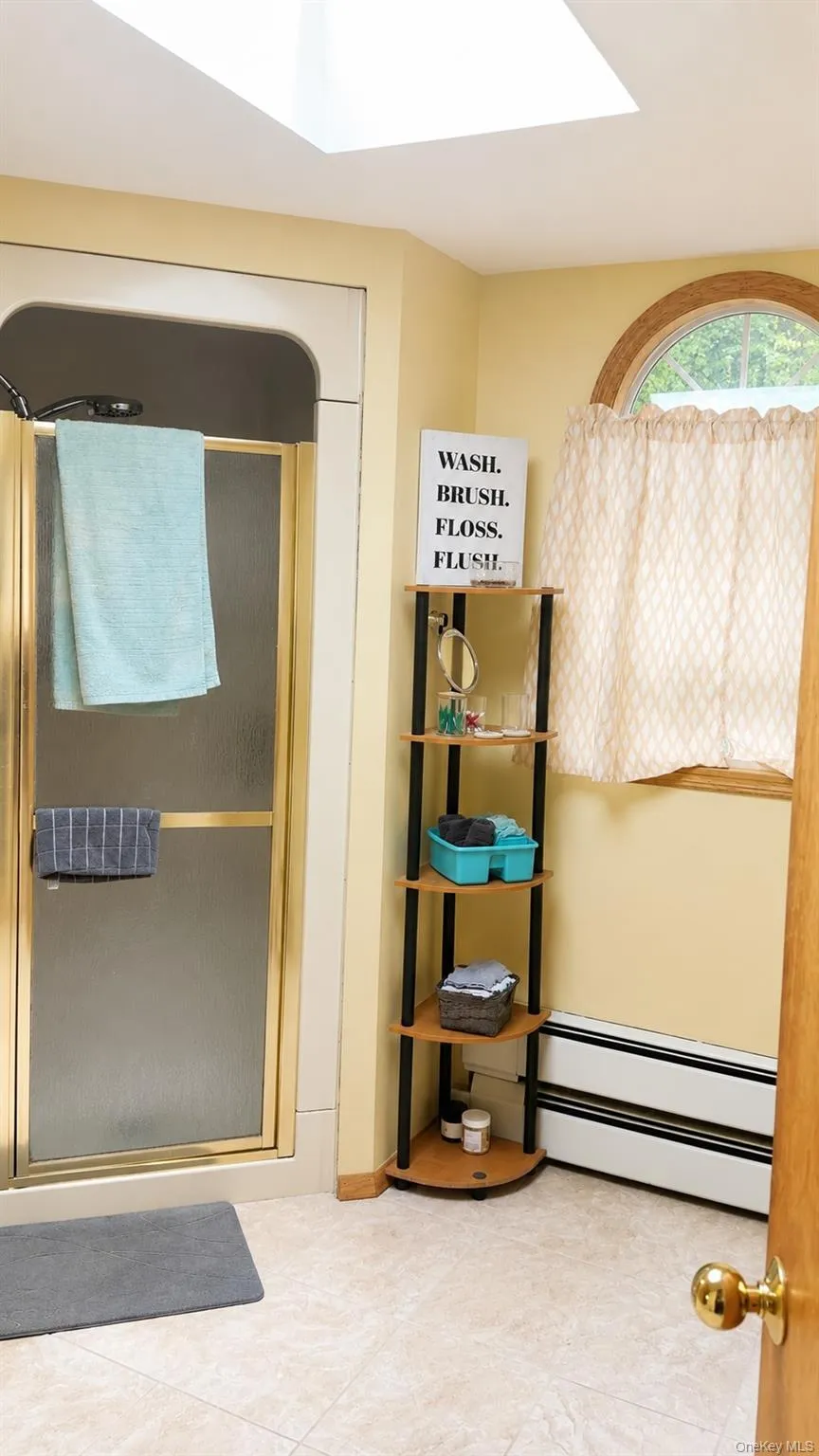 Stand-up shower in EnSuite Stand-up shower in EnSuite