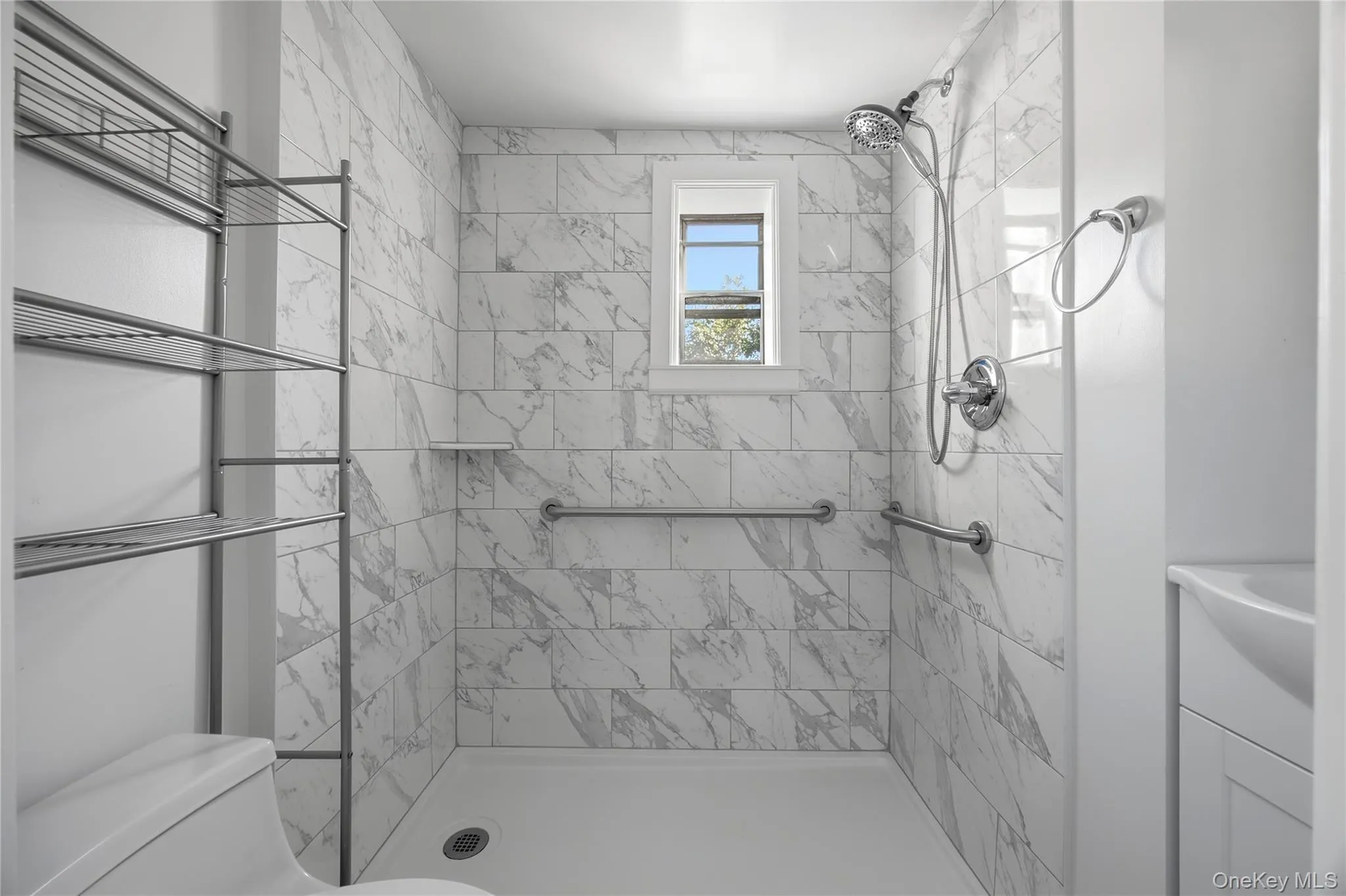 Spacious bathroom with walk-in shower Spacious bathroom with walk-in shower