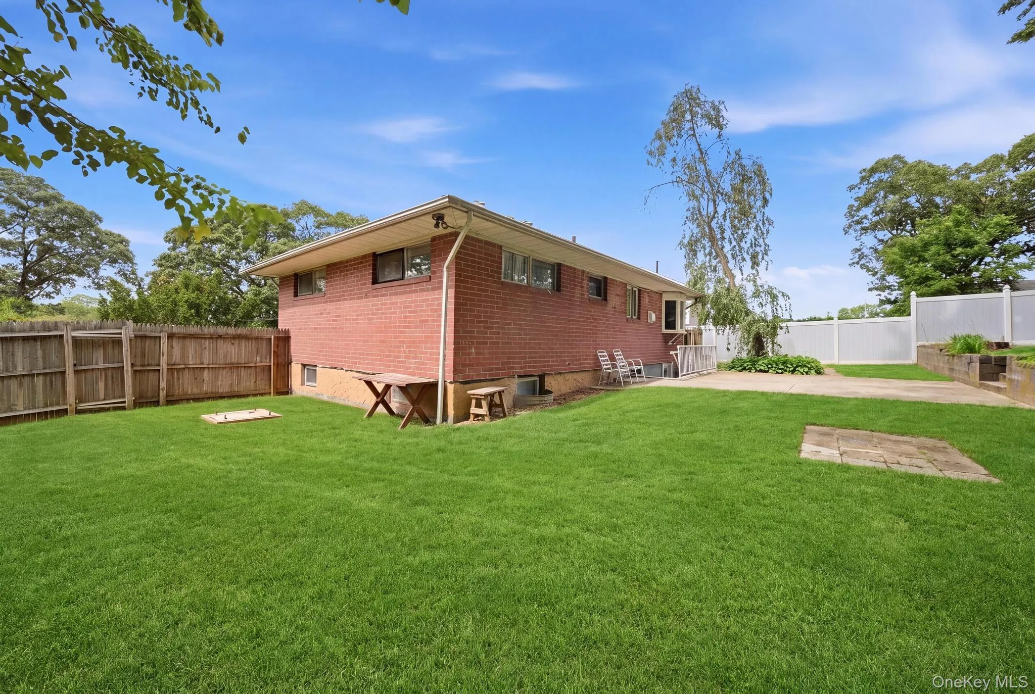 5 Robin Road, Brookhaven, NY, 3 Bedrooms Bedrooms, 7 Rooms Rooms,2 BathroomsBathrooms,Residential,For Rent,Robin,0,1049546 5 Robin Road, Brookhaven, NY, 3 Bedrooms Bedrooms, 7 Rooms Rooms,2 BathroomsBathrooms,Residential,For Rent,Robin,0,1049546
