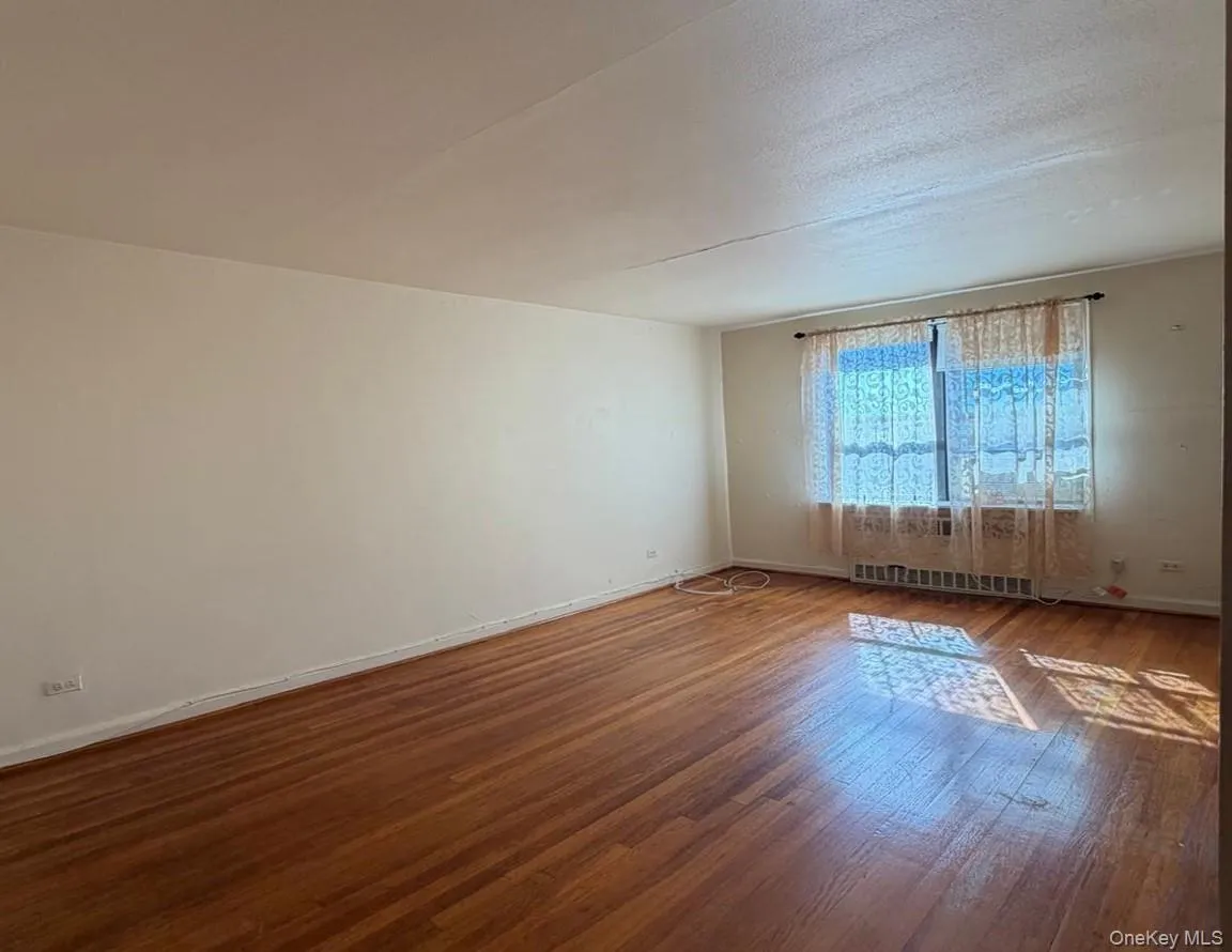 150-29 72 Rd, New York, NY, 1 Bedroom Bedrooms, 4 Rooms Rooms,1 BathroomBathrooms,Residential,For Rent,72 Rd,0,1049552 150-29 72 Rd, New York, NY, 1 Bedroom Bedrooms, 4 Rooms Rooms,1 BathroomBathrooms,Residential,For Rent,72 Rd,0,1049552