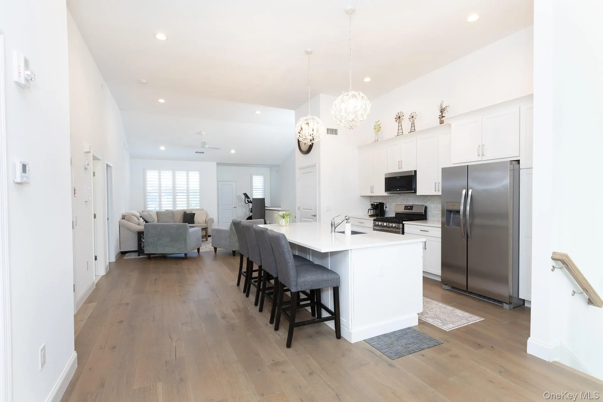 45 Grace Hall Lane, Brookhaven, NY, 2 Bedrooms Bedrooms, 5 Rooms Rooms,2 BathroomsBathrooms,Residential,For Rent,Grace Hall,0,1049553 45 Grace Hall Lane, Brookhaven, NY, 2 Bedrooms Bedrooms, 5 Rooms Rooms,2 BathroomsBathrooms,Residential,For Rent,Grace Hall,0,1049553
