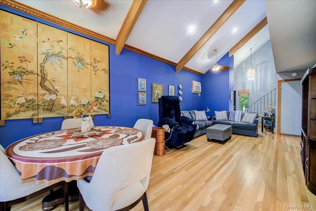 142 Emerald Drive, Thompson, NY, 3 Bedrooms Bedrooms, 5 Rooms Rooms,2 BathroomsBathrooms,Residential,For Rent,Emerald,0,1049558 142 Emerald Drive, Thompson, NY, 3 Bedrooms Bedrooms, 5 Rooms Rooms,2 BathroomsBathrooms,Residential,For Rent,Emerald,0,1049558