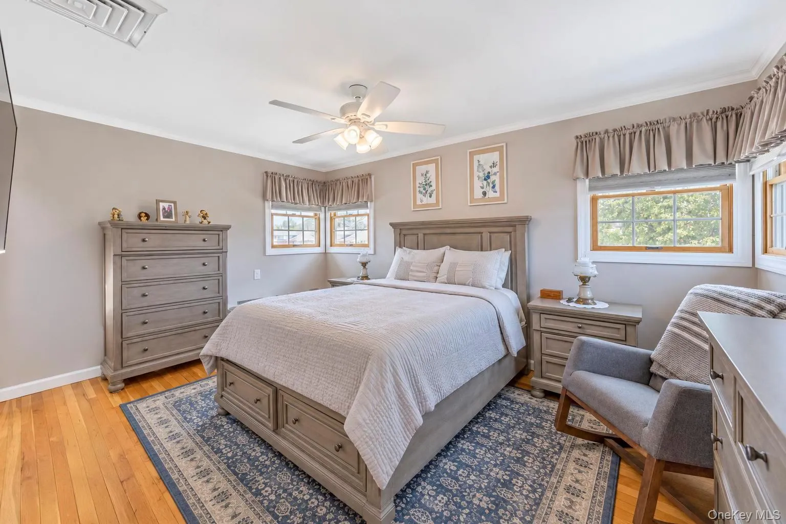4044 Meadow Lane, Hempstead, NY, 3 Bedrooms Bedrooms, 8 Rooms Rooms,2 BathroomsBathrooms,Residential,For Rent,Meadow,0,1049559 4044 Meadow Lane, Hempstead, NY, 3 Bedrooms Bedrooms, 8 Rooms Rooms,2 BathroomsBathrooms,Residential,For Rent,Meadow,0,1049559