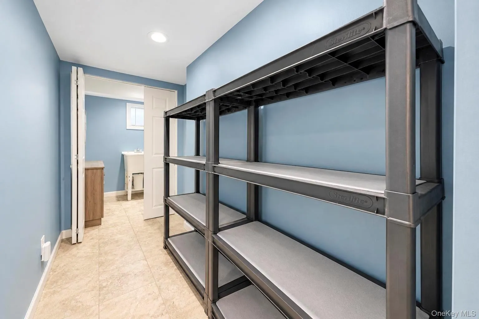4044 Meadow Lane, Hempstead, NY, 3 Bedrooms Bedrooms, 8 Rooms Rooms,2 BathroomsBathrooms,Residential,For Rent,Meadow,0,1049559 4044 Meadow Lane, Hempstead, NY, 3 Bedrooms Bedrooms, 8 Rooms Rooms,2 BathroomsBathrooms,Residential,For Rent,Meadow,0,1049559