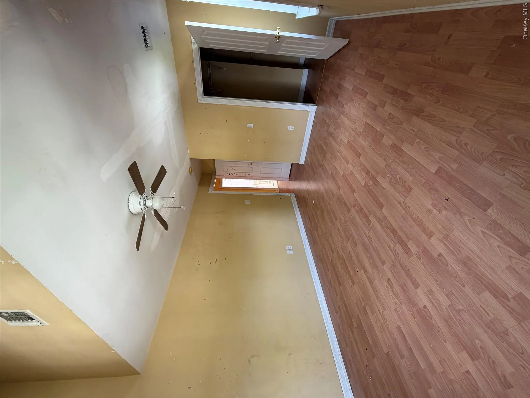 568 Park Avenue, Hempstead, NY, 3 Bedrooms Bedrooms, 10 Rooms Rooms,3 BathroomsBathrooms,Residential,For Rent,Park,0,1049561 568 Park Avenue, Hempstead, NY, 3 Bedrooms Bedrooms, 10 Rooms Rooms,3 BathroomsBathrooms,Residential,For Rent,Park,0,1049561