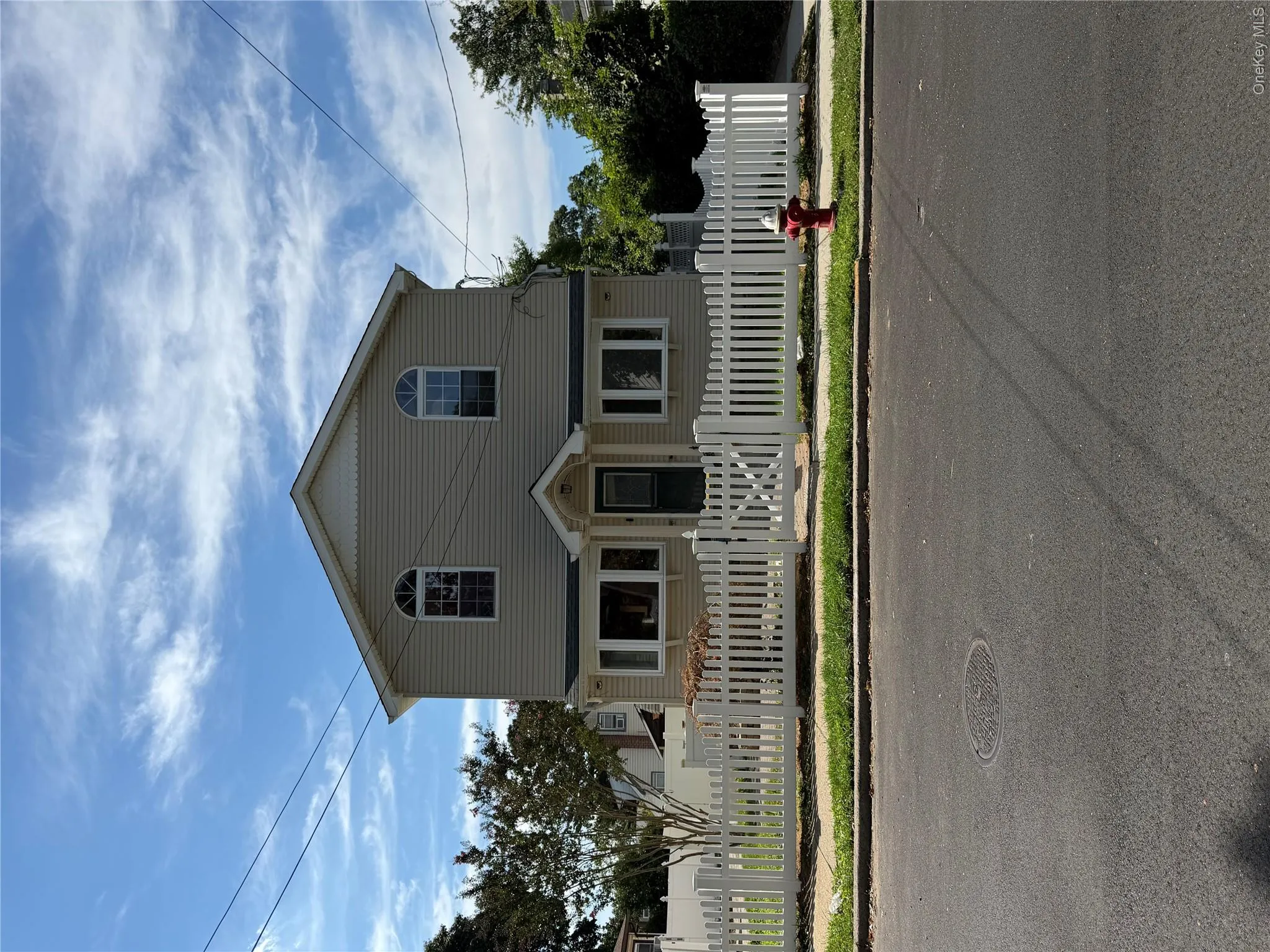 568 Park Avenue, Hempstead, NY, 3 Bedrooms Bedrooms, 10 Rooms Rooms,3 BathroomsBathrooms,Residential,For Rent,Park,0,1049561 568 Park Avenue, Hempstead, NY, 3 Bedrooms Bedrooms, 10 Rooms Rooms,3 BathroomsBathrooms,Residential,For Rent,Park,0,1049561
