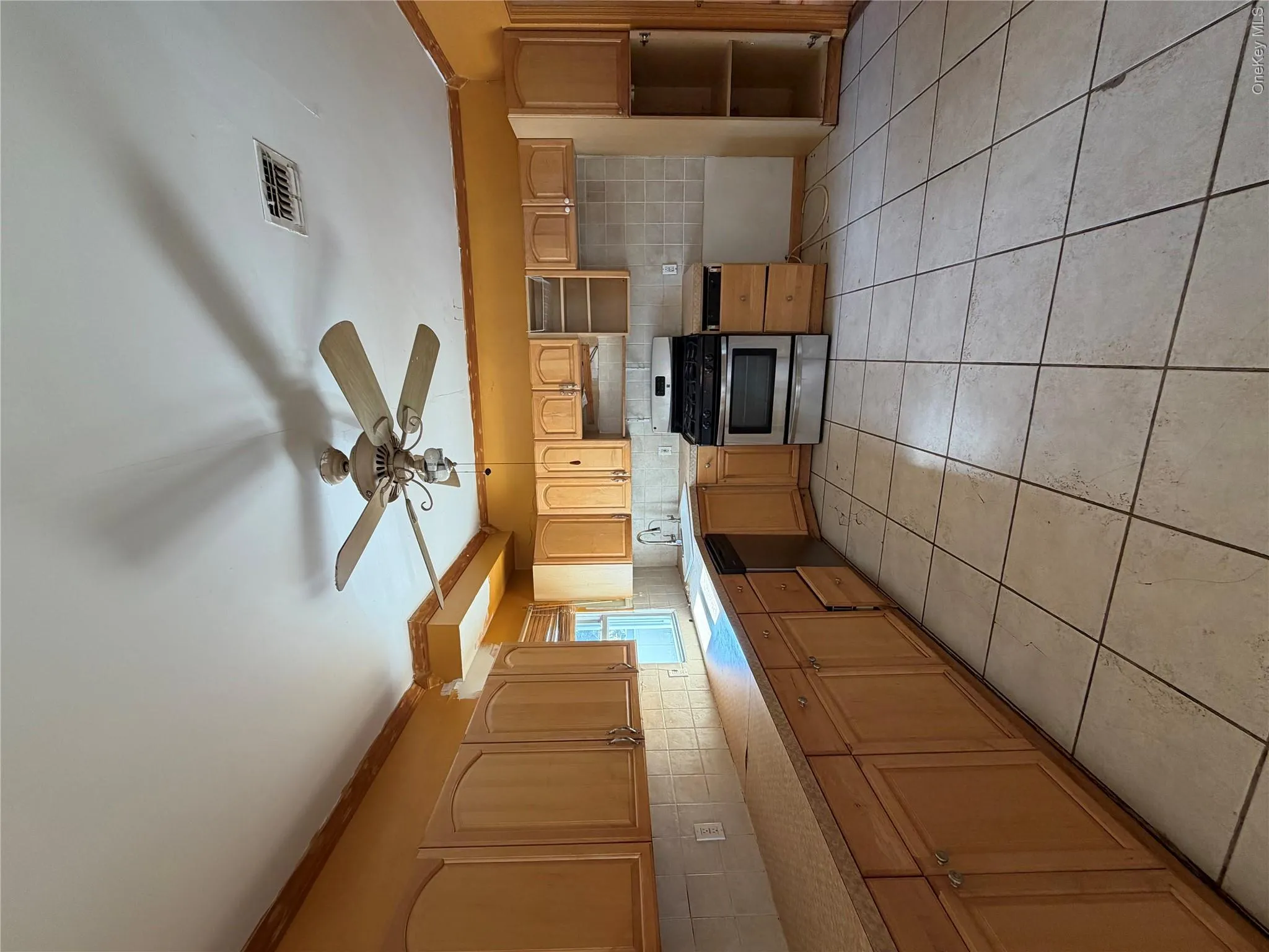 568 Park Avenue, Hempstead, NY, 3 Bedrooms Bedrooms, 10 Rooms Rooms,3 BathroomsBathrooms,Residential,For Rent,Park,0,1049561 568 Park Avenue, Hempstead, NY, 3 Bedrooms Bedrooms, 10 Rooms Rooms,3 BathroomsBathrooms,Residential,For Rent,Park,0,1049561
