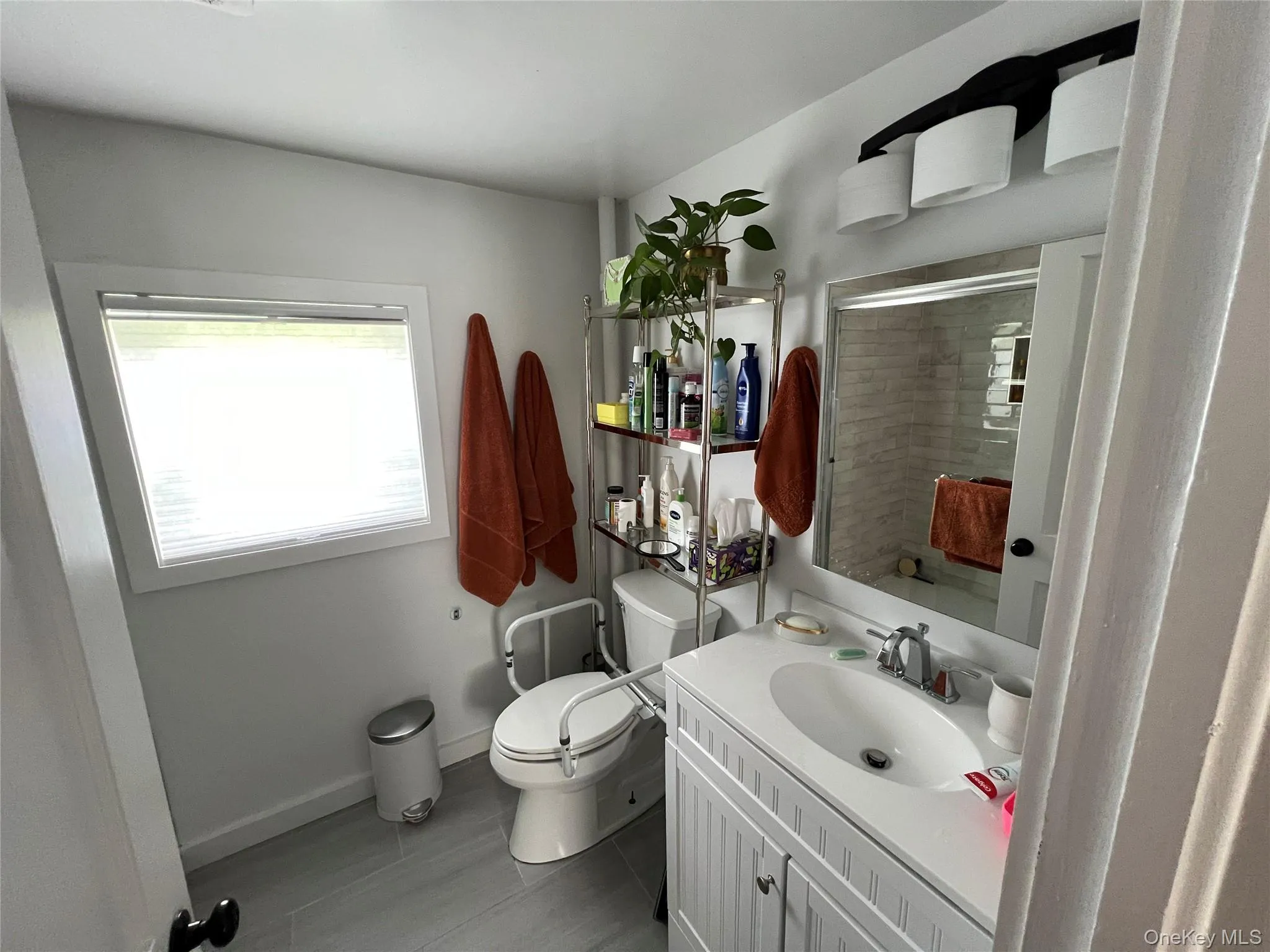 53 Rock City Road, Woodstock, NY, 2 Bedroom Bedrooms, 6 Room Rooms,1 BathroomBathrooms,Residential Lease,For Rent,Rock City,0,1049562 53 Rock City Road, Woodstock, NY, 2 Bedroom Bedrooms, 6 Room Rooms,1 BathroomBathrooms,Residential Lease,For Rent,Rock City,0,1049562