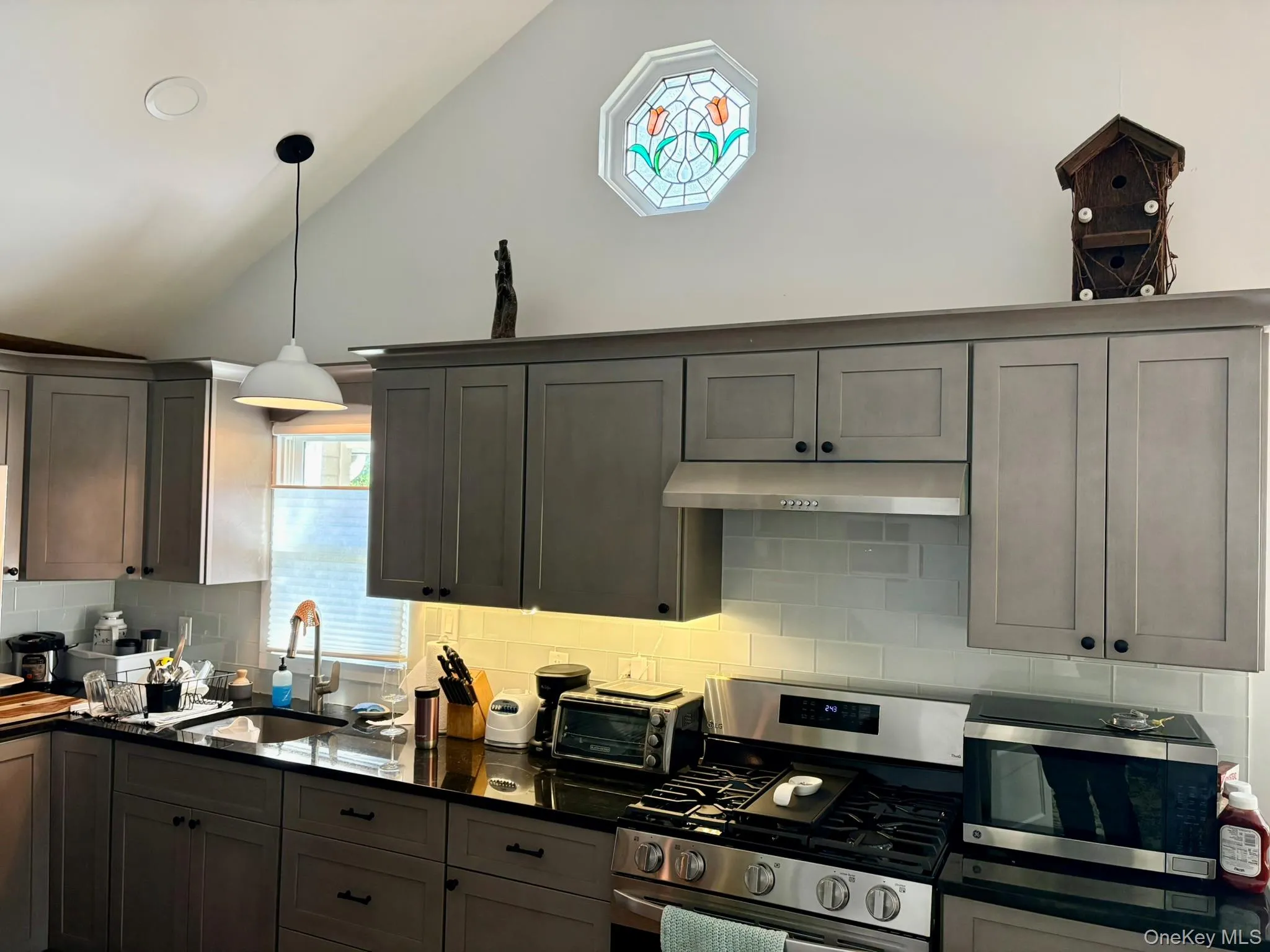 53 Rock City Road, Woodstock, NY, 2 Bedroom Bedrooms, 6 Room Rooms,1 BathroomBathrooms,Residential Lease,For Rent,Rock City,0,1049562 53 Rock City Road, Woodstock, NY, 2 Bedroom Bedrooms, 6 Room Rooms,1 BathroomBathrooms,Residential Lease,For Rent,Rock City,0,1049562
