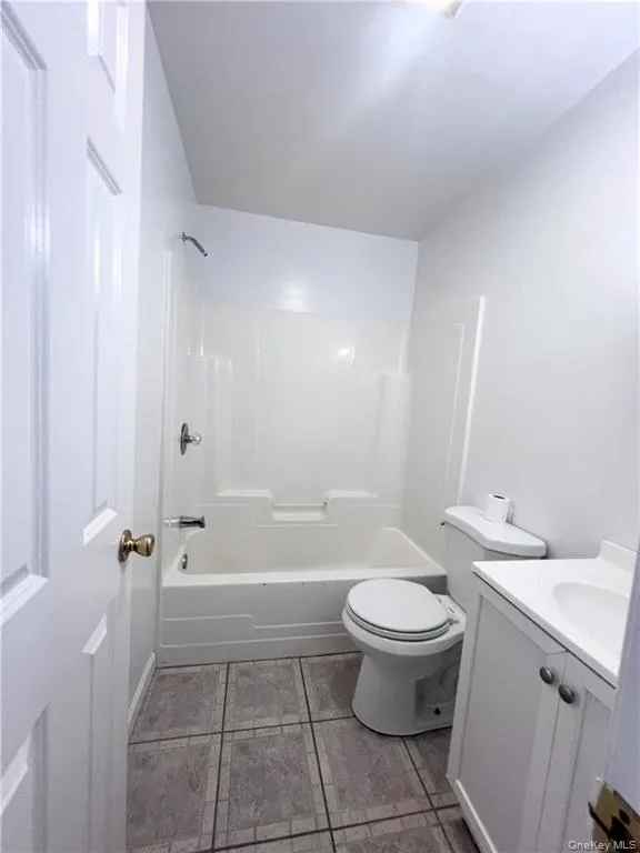 61 Ashland Avenue, New Rochelle, NY, 3 Bedrooms Bedrooms, 6 Rooms Rooms,2 BathroomsBathrooms,Residential Lease,For Rent,Ashland,0,1049563 61 Ashland Avenue, New Rochelle, NY, 3 Bedrooms Bedrooms, 6 Rooms Rooms,2 BathroomsBathrooms,Residential Lease,For Rent,Ashland,0,1049563