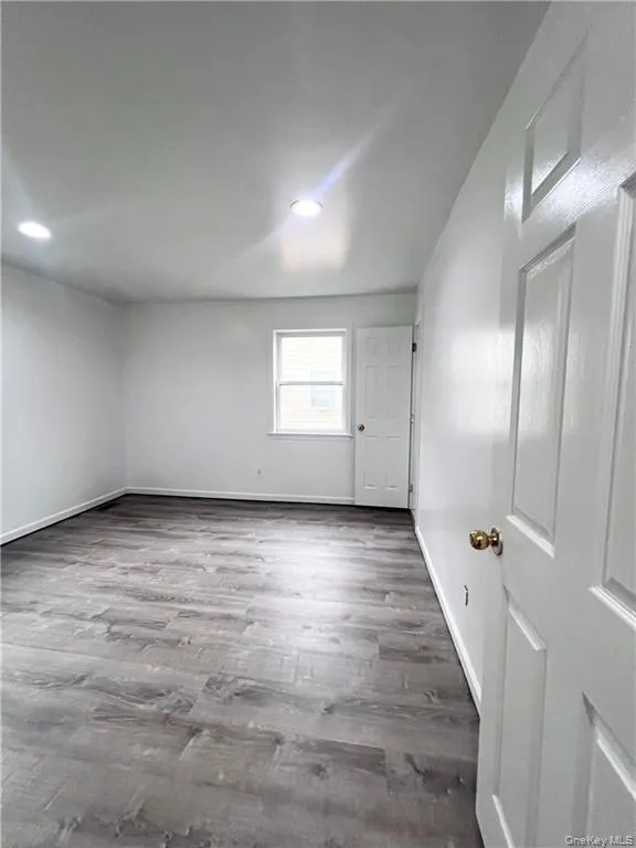 61 Ashland Avenue, New Rochelle, NY, 3 Bedrooms Bedrooms, 6 Rooms Rooms,2 BathroomsBathrooms,Residential Lease,For Rent,Ashland,0,1049563 61 Ashland Avenue, New Rochelle, NY, 3 Bedrooms Bedrooms, 6 Rooms Rooms,2 BathroomsBathrooms,Residential Lease,For Rent,Ashland,0,1049563
