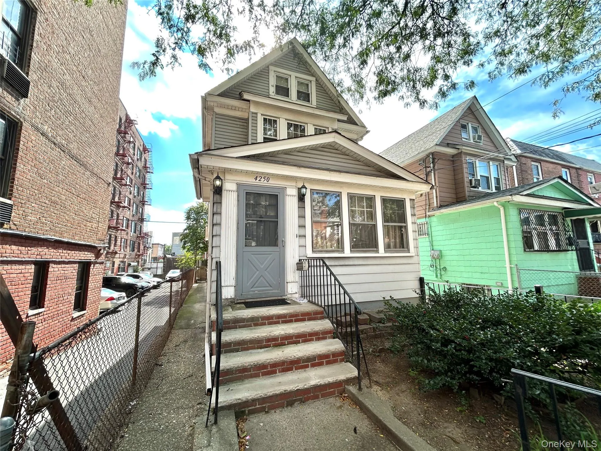 42-50 Gleane Street, New York, NY, 3 Bedrooms Bedrooms, 12 Rooms Rooms,1 BathroomBathrooms,Residential,For Rent,Gleane,0,1049566 42-50 Gleane Street, New York, NY, 3 Bedrooms Bedrooms, 12 Rooms Rooms,1 BathroomBathrooms,Residential,For Rent,Gleane,0,1049566