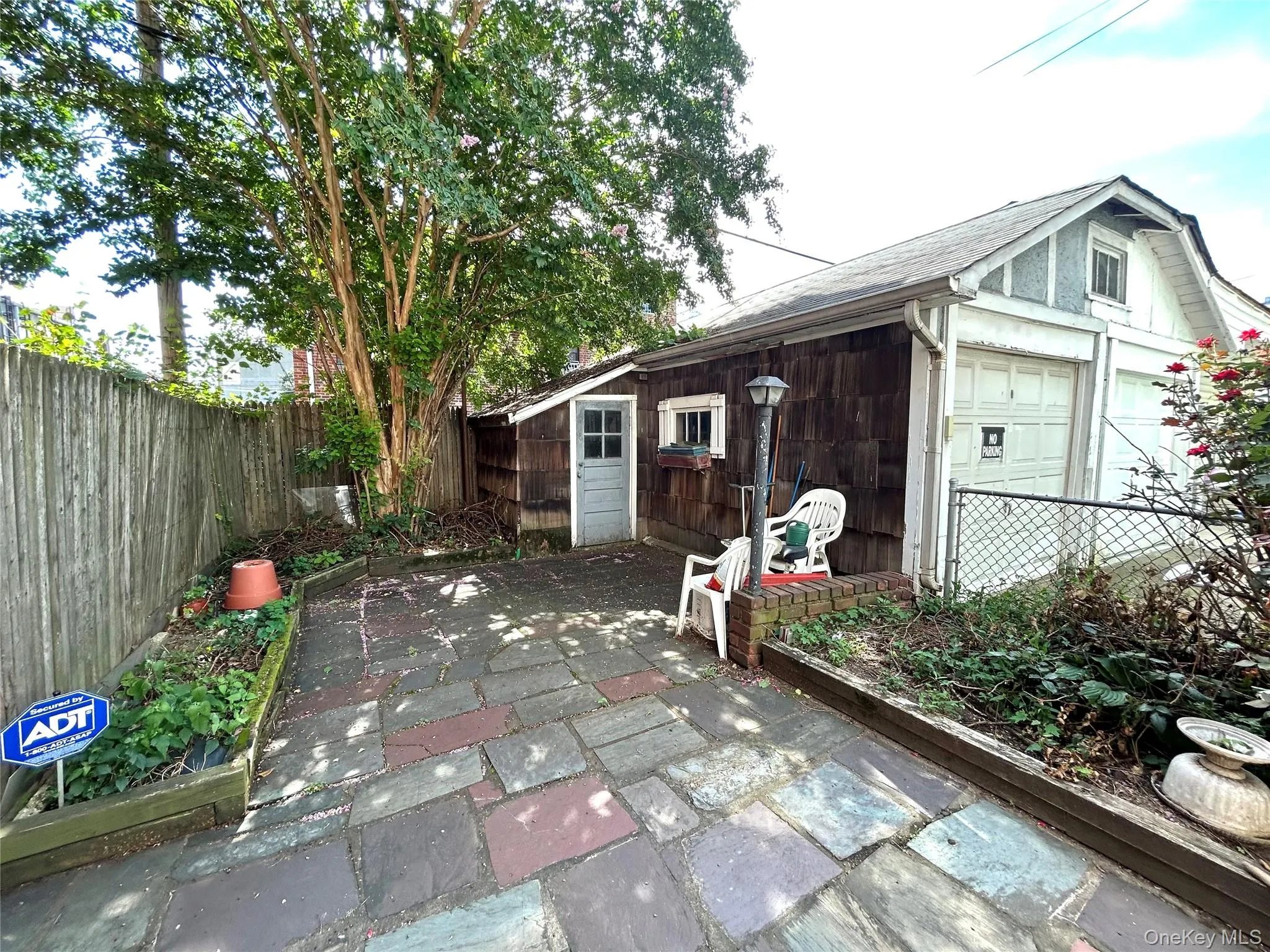 42-50 Gleane Street, New York, NY, 3 Bedrooms Bedrooms, 12 Rooms Rooms,1 BathroomBathrooms,Residential,For Rent,Gleane,0,1049566 42-50 Gleane Street, New York, NY, 3 Bedrooms Bedrooms, 12 Rooms Rooms,1 BathroomBathrooms,Residential,For Rent,Gleane,0,1049566