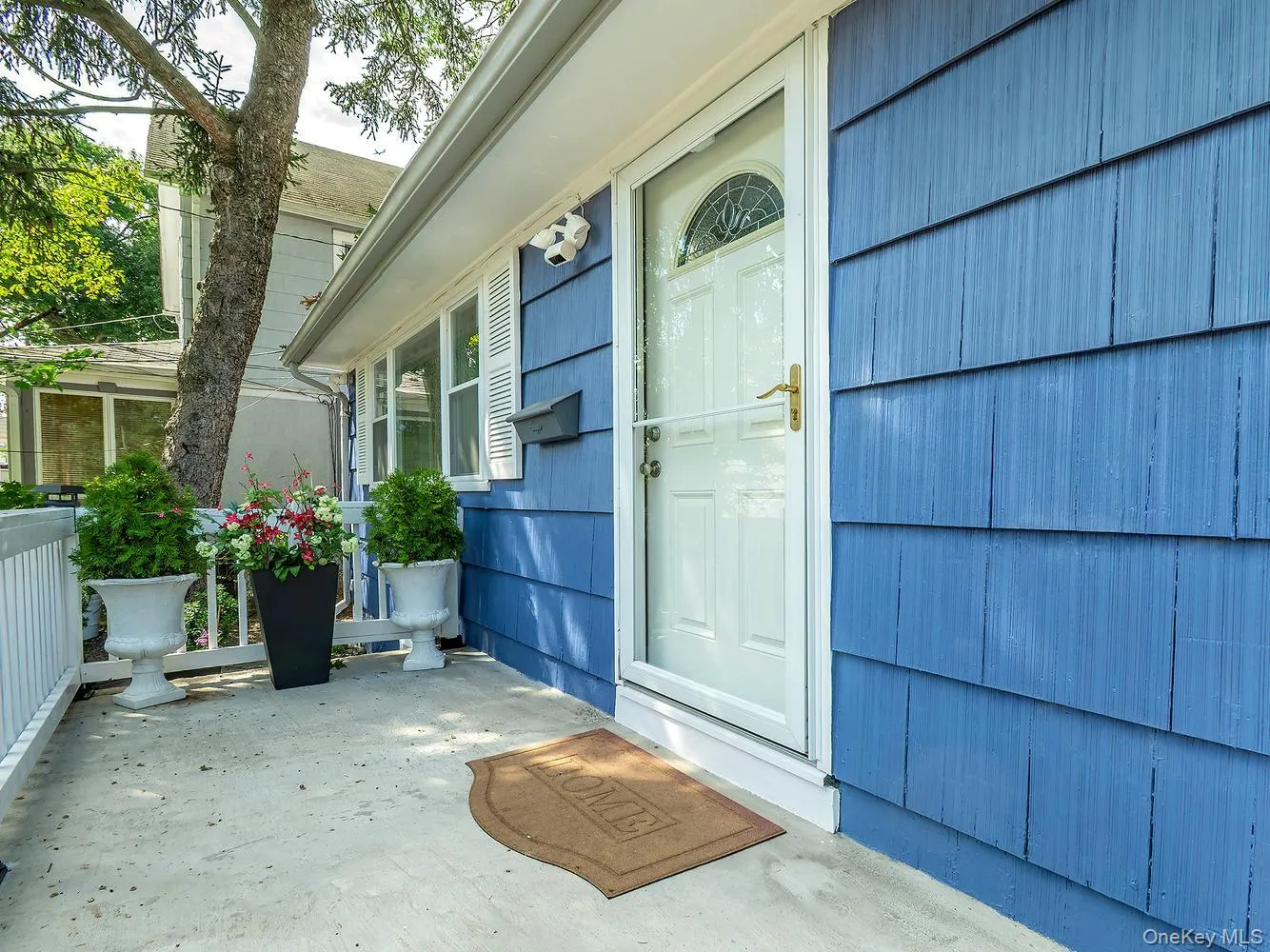 19 Elm Street, North Hempstead, NY, 4 Bedrooms Bedrooms, 6 Rooms Rooms,2 BathroomsBathrooms,Residential Lease,For Rent,Elm,0,1049571 19 Elm Street, North Hempstead, NY, 4 Bedrooms Bedrooms, 6 Rooms Rooms,2 BathroomsBathrooms,Residential Lease,For Rent,Elm,0,1049571