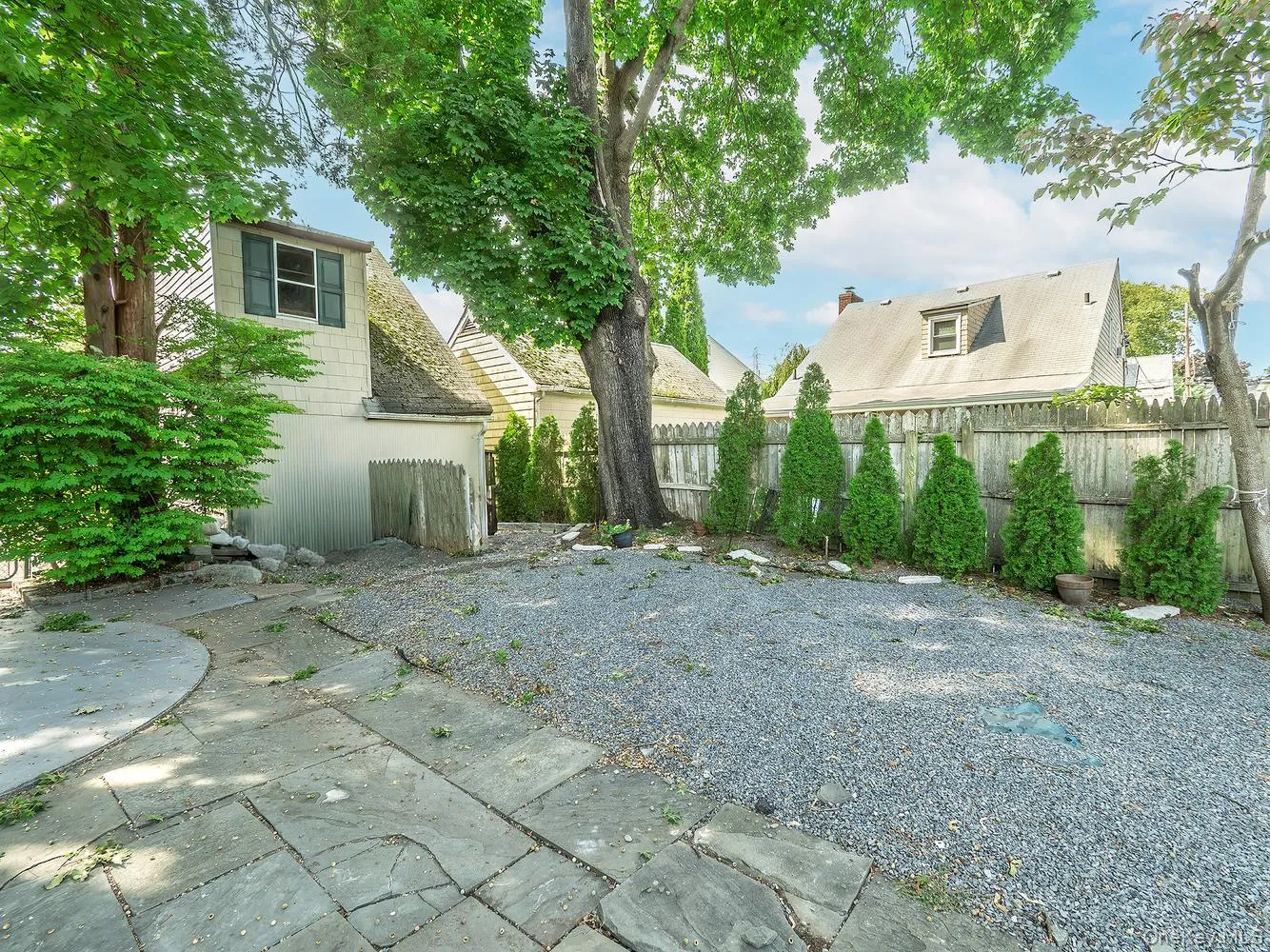 19 Elm Street, North Hempstead, NY, 4 Bedrooms Bedrooms, 6 Rooms Rooms,2 BathroomsBathrooms,Residential Lease,For Rent,Elm,0,1049571 19 Elm Street, North Hempstead, NY, 4 Bedrooms Bedrooms, 6 Rooms Rooms,2 BathroomsBathrooms,Residential Lease,For Rent,Elm,0,1049571