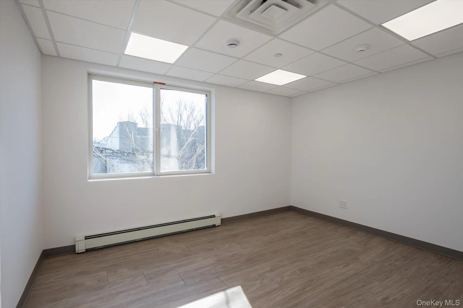 25 Willowdale Avenue, North Hempstead, NY, ,Commercial Lease,For Rent,Willowdale,0,1049580 25 Willowdale Avenue, North Hempstead, NY, ,Commercial Lease,For Rent,Willowdale,0,1049580