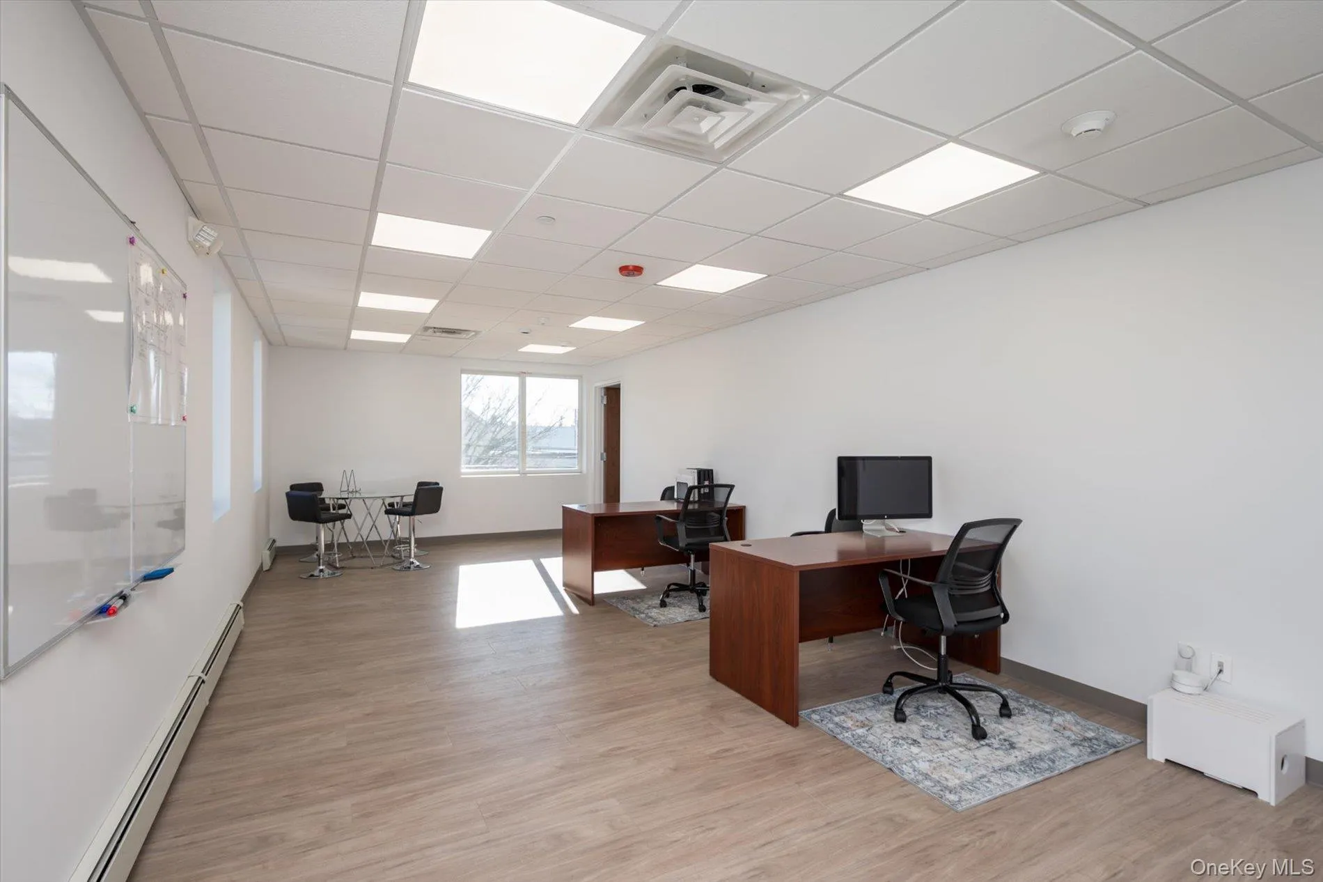25 Willowdale Avenue, North Hempstead, NY, ,Commercial Lease,For Rent,Willowdale,0,1049580 25 Willowdale Avenue, North Hempstead, NY, ,Commercial Lease,For Rent,Willowdale,0,1049580