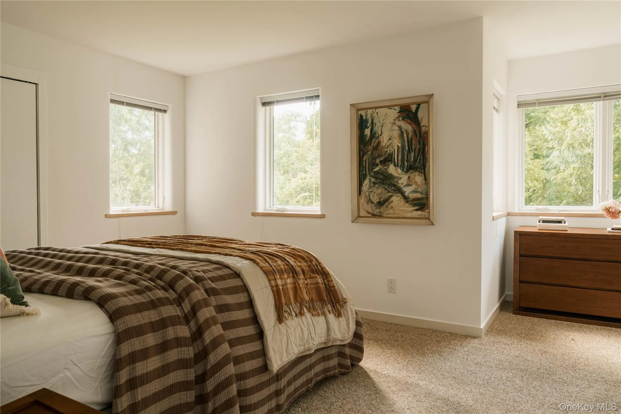 596 Hurley Avenue, Hurley, NY, 4 Bedrooms Bedrooms, 12 Rooms Rooms,2 BathroomsBathrooms,Residential,For Rent,Hurley,0,1049582 596 Hurley Avenue, Hurley, NY, 4 Bedrooms Bedrooms, 12 Rooms Rooms,2 BathroomsBathrooms,Residential,For Rent,Hurley,0,1049582