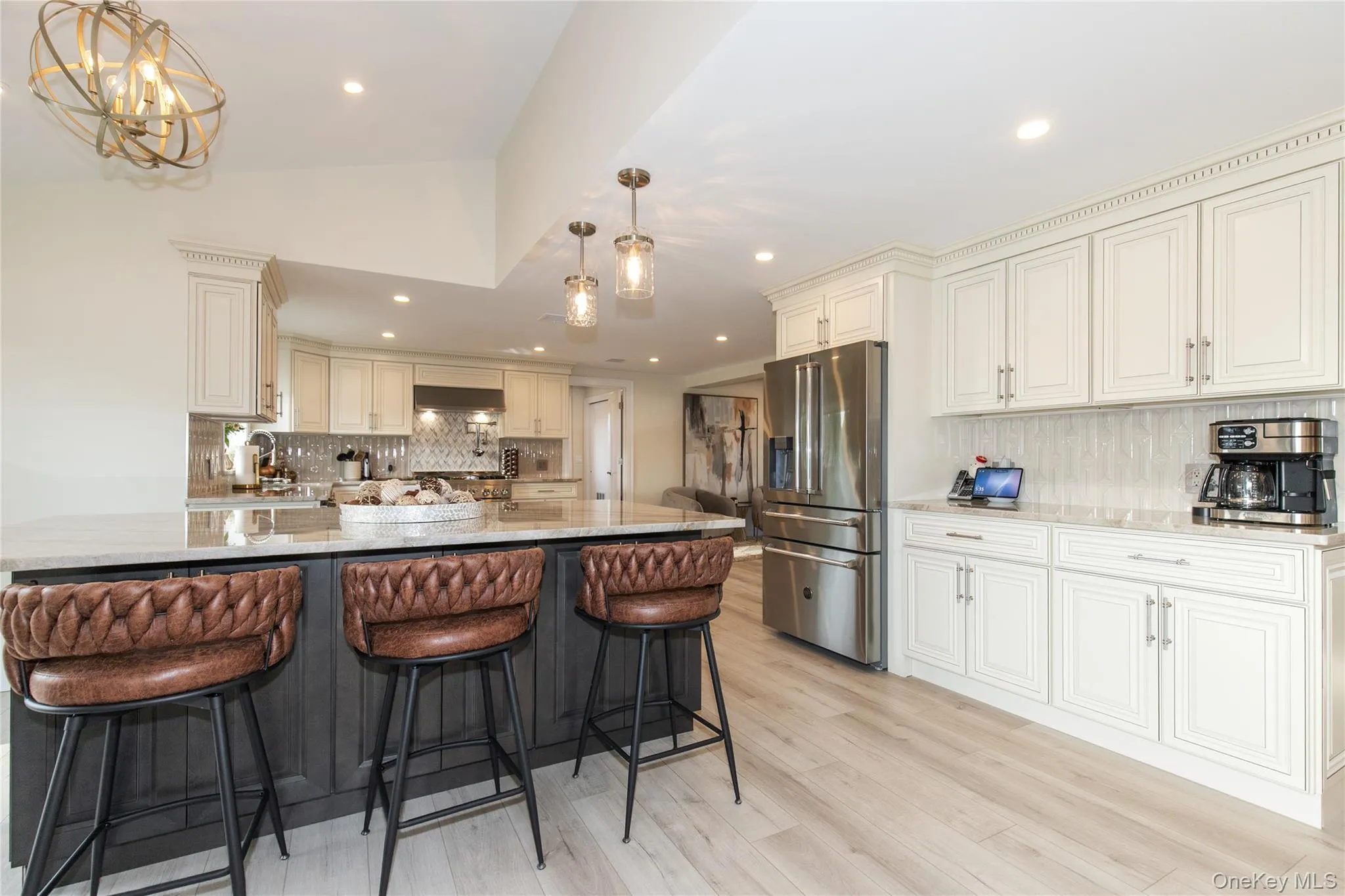 60 Alhambra Road, Oyster Bay, NY, 4 Bedrooms Bedrooms, 8 Rooms Rooms,2 BathroomsBathrooms,Residential Lease,For Rent,Alhambra,0,1049583 60 Alhambra Road, Oyster Bay, NY, 4 Bedrooms Bedrooms, 8 Rooms Rooms,2 BathroomsBathrooms,Residential Lease,For Rent,Alhambra,0,1049583