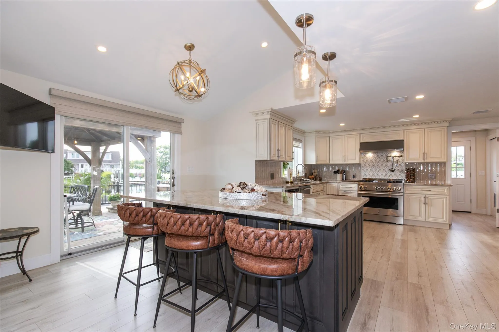 60 Alhambra Road, Oyster Bay, NY, 4 Bedrooms Bedrooms, 8 Rooms Rooms,2 BathroomsBathrooms,Residential Lease,For Rent,Alhambra,0,1049583 60 Alhambra Road, Oyster Bay, NY, 4 Bedrooms Bedrooms, 8 Rooms Rooms,2 BathroomsBathrooms,Residential Lease,For Rent,Alhambra,0,1049583