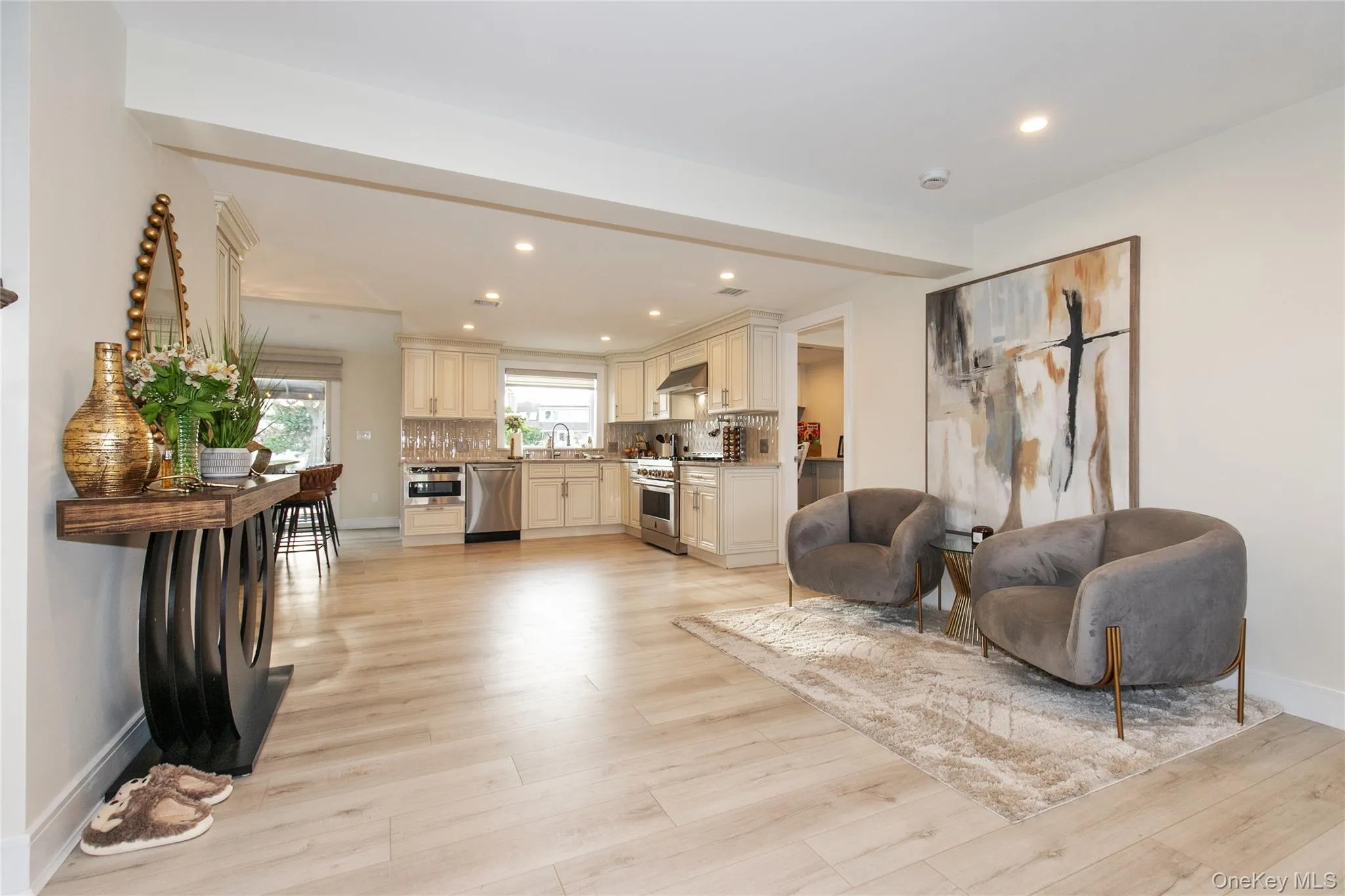 60 Alhambra Road, Oyster Bay, NY, 4 Bedrooms Bedrooms, 8 Rooms Rooms,2 BathroomsBathrooms,Residential Lease,For Rent,Alhambra,0,1049583 60 Alhambra Road, Oyster Bay, NY, 4 Bedrooms Bedrooms, 8 Rooms Rooms,2 BathroomsBathrooms,Residential Lease,For Rent,Alhambra,0,1049583