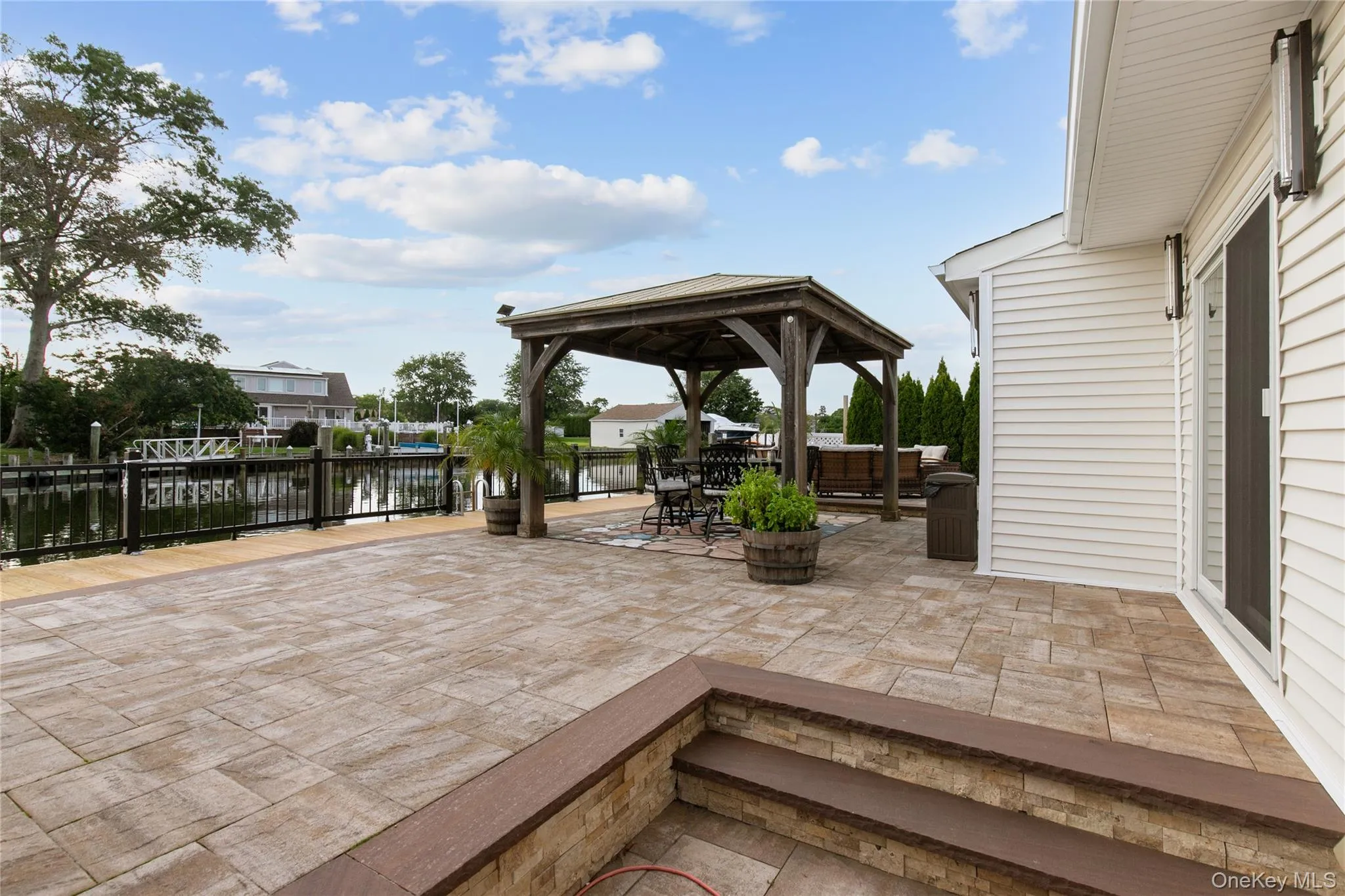 60 Alhambra Road, Oyster Bay, NY, 4 Bedrooms Bedrooms, 8 Rooms Rooms,2 BathroomsBathrooms,Residential Lease,For Rent,Alhambra,0,1049583 60 Alhambra Road, Oyster Bay, NY, 4 Bedrooms Bedrooms, 8 Rooms Rooms,2 BathroomsBathrooms,Residential Lease,For Rent,Alhambra,0,1049583
