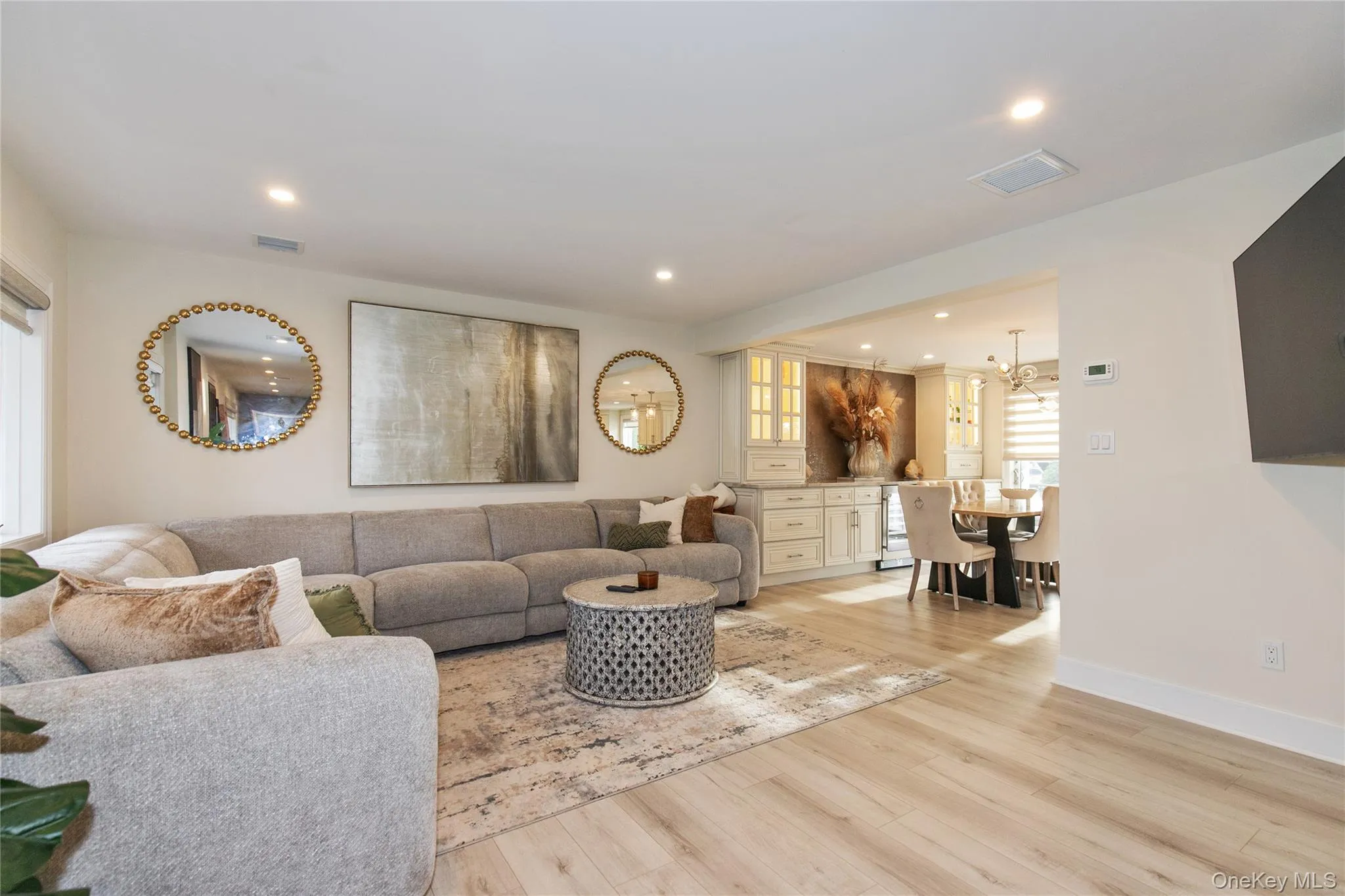 60 Alhambra Road, Oyster Bay, NY, 4 Bedrooms Bedrooms, 8 Rooms Rooms,2 BathroomsBathrooms,Residential Lease,For Rent,Alhambra,0,1049583 60 Alhambra Road, Oyster Bay, NY, 4 Bedrooms Bedrooms, 8 Rooms Rooms,2 BathroomsBathrooms,Residential Lease,For Rent,Alhambra,0,1049583