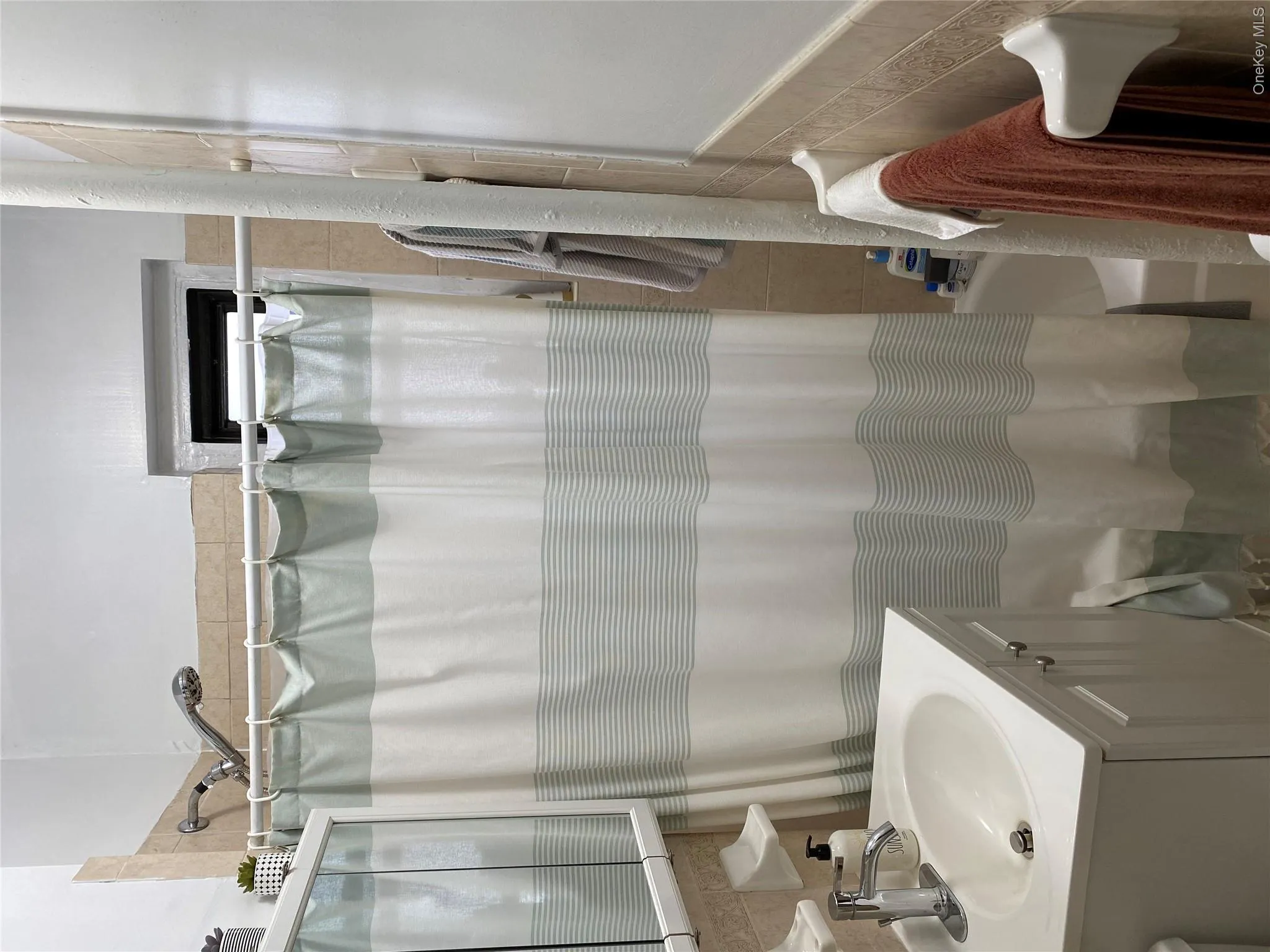 21-27 33 Street, New York, NY, 2 Bedrooms Bedrooms, 5 Rooms Rooms,1 BathroomBathrooms,Residential,For Rent,33,0,1049584 21-27 33 Street, New York, NY, 2 Bedrooms Bedrooms, 5 Rooms Rooms,1 BathroomBathrooms,Residential,For Rent,33,0,1049584