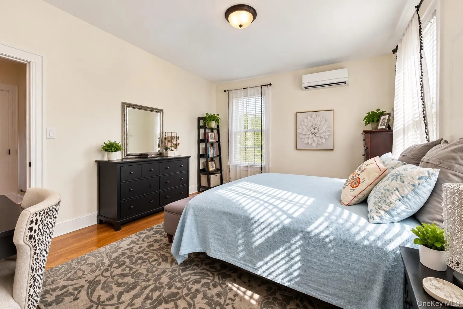 11133 178th Street, New York, NY, 3 Bedrooms Bedrooms, 7 Rooms Rooms,1 BathroomBathrooms,Residential,For Rent,178th,0,1049586 11133 178th Street, New York, NY, 3 Bedrooms Bedrooms, 7 Rooms Rooms,1 BathroomBathrooms,Residential,For Rent,178th,0,1049586