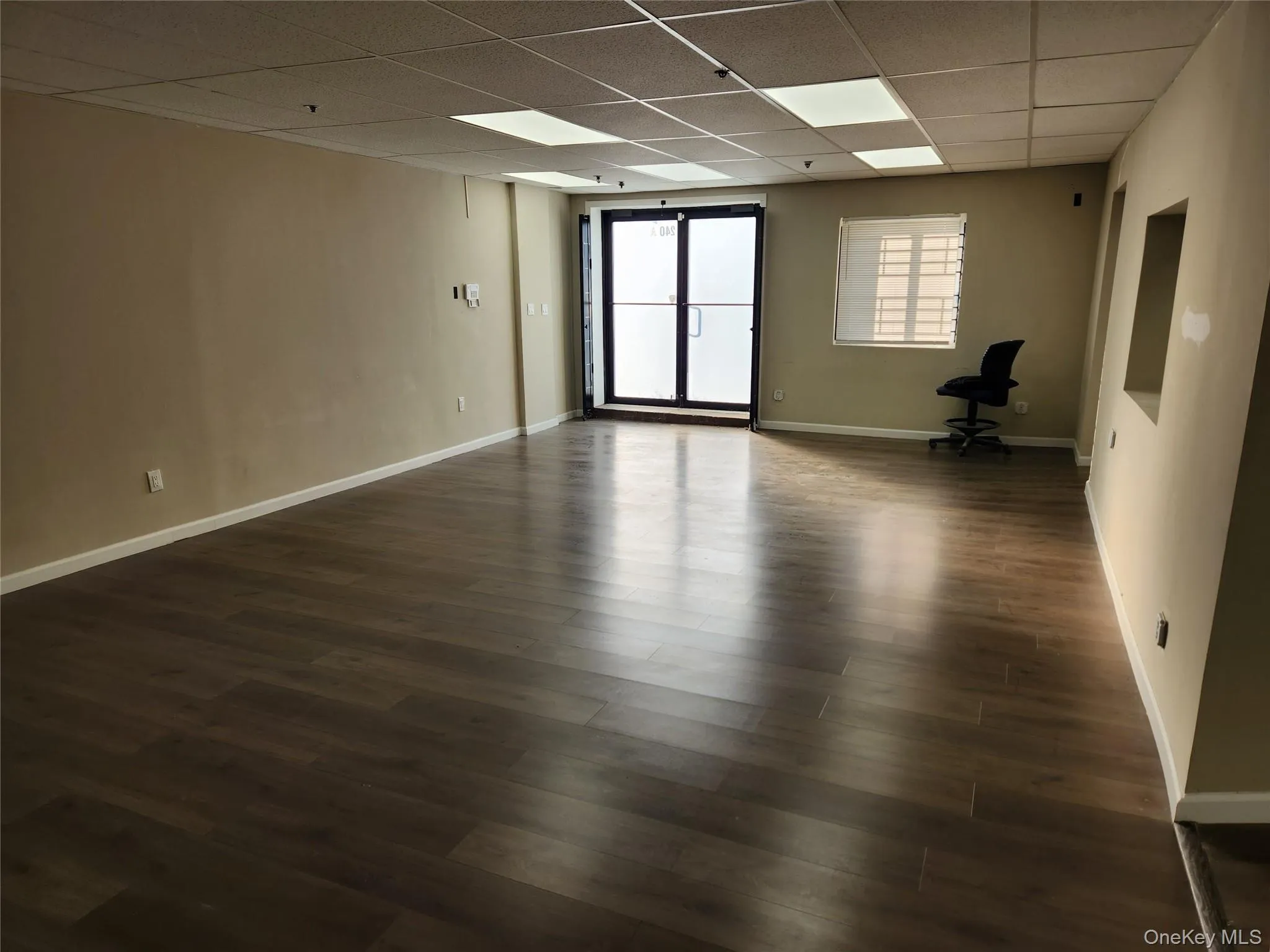 240 W Old Country Rd, Oyster Bay, NY, ,Commercial Lease,For Rent,W Old Country Rd,0,1049589 240 W Old Country Rd, Oyster Bay, NY, ,Commercial Lease,For Rent,W Old Country Rd,0,1049589