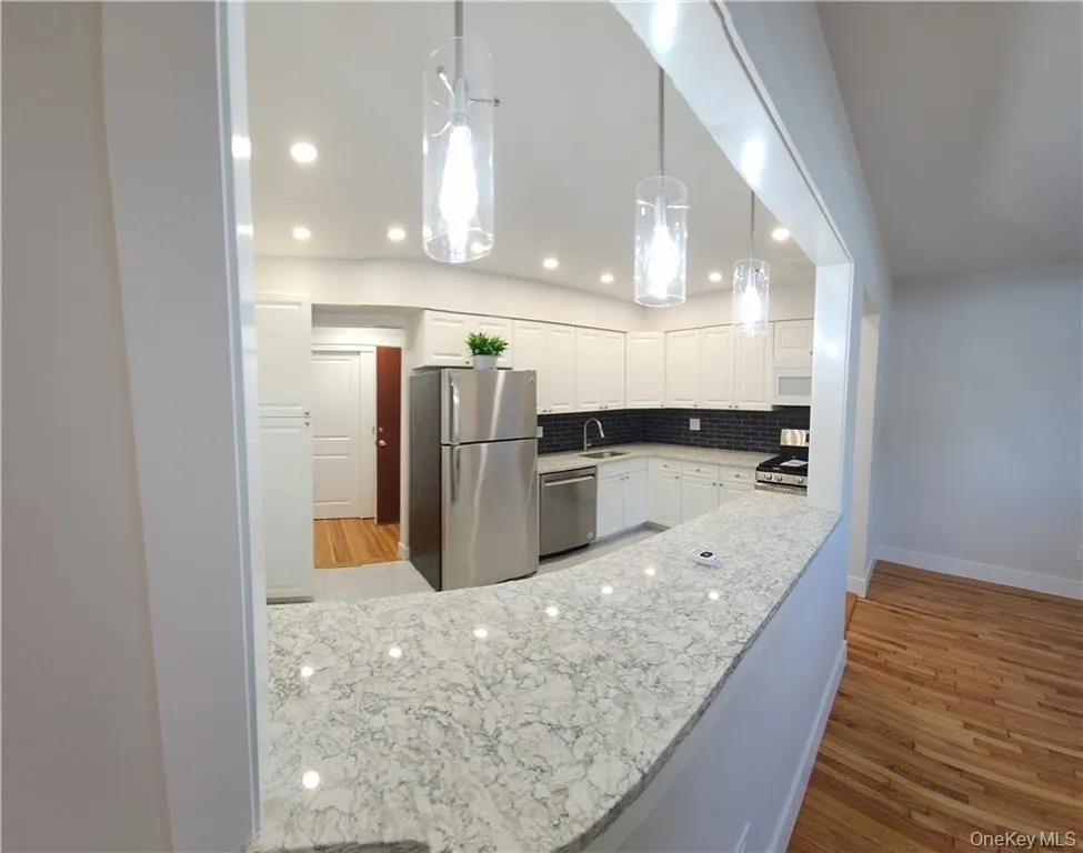 16 Charles Lane, Ramapo, NY, 2 Bedroom Bedrooms, 5 Room Rooms,2 BathroomBathrooms,Residential Lease,For Rent,Charles,0,1049592 16 Charles Lane, Ramapo, NY, 2 Bedroom Bedrooms, 5 Room Rooms,2 BathroomBathrooms,Residential Lease,For Rent,Charles,0,1049592