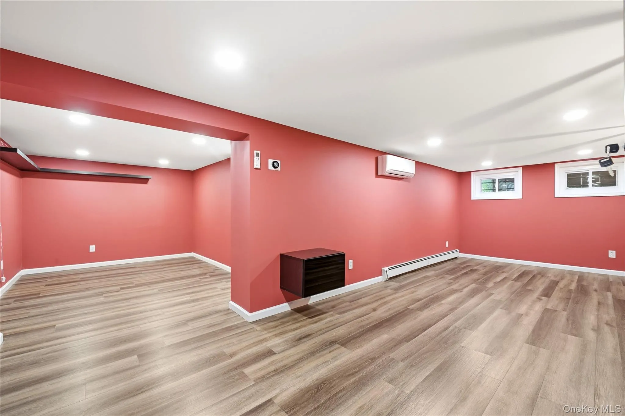 63 Bankside Drive, Huntington, NY, 4 Bedrooms Bedrooms, 8 Rooms Rooms,2 BathroomsBathrooms,Residential,For Rent,Bankside,0,1049594 63 Bankside Drive, Huntington, NY, 4 Bedrooms Bedrooms, 8 Rooms Rooms,2 BathroomsBathrooms,Residential,For Rent,Bankside,0,1049594