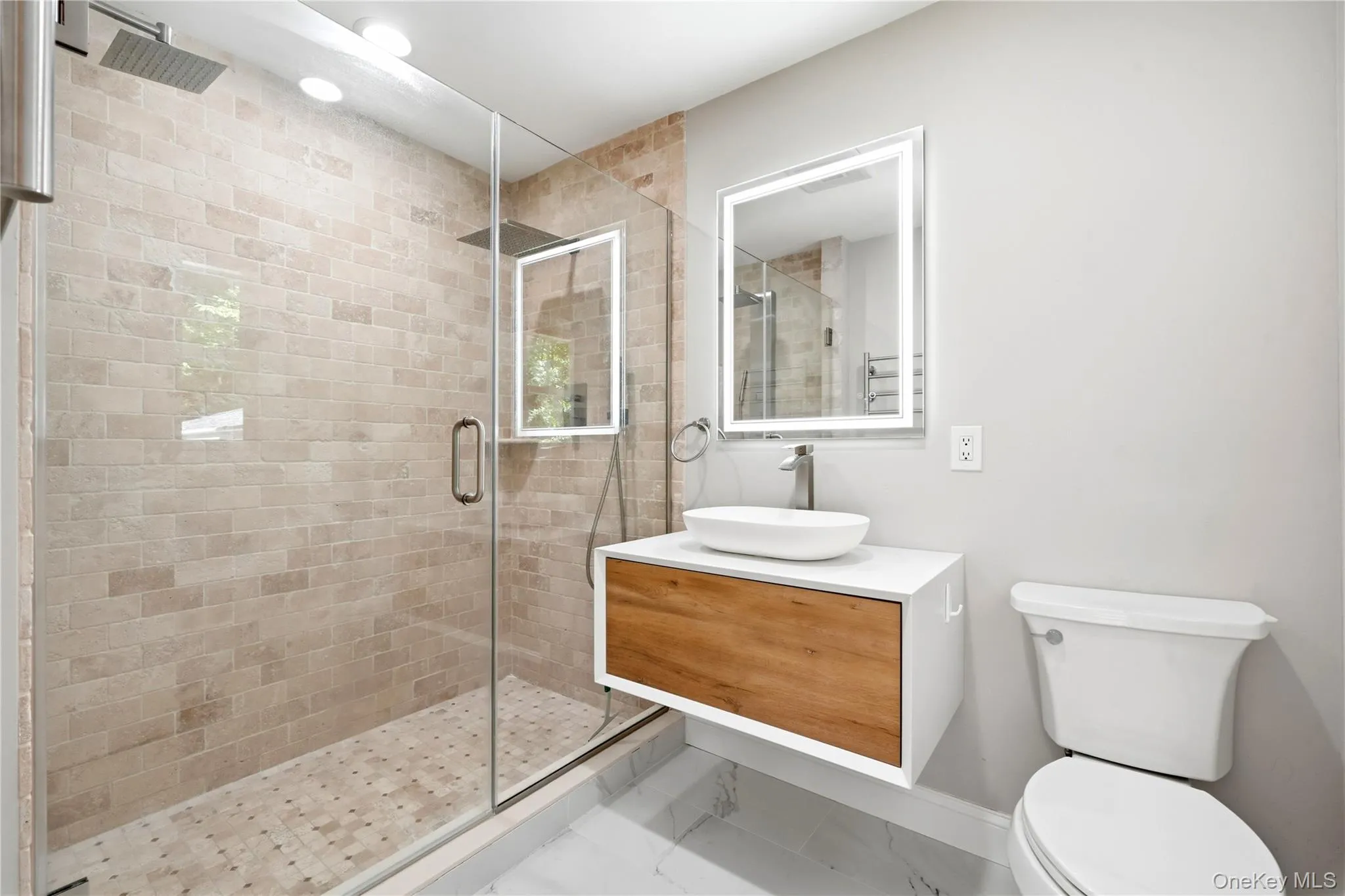 63 Bankside Drive, Huntington, NY, 4 Bedrooms Bedrooms, 8 Rooms Rooms,2 BathroomsBathrooms,Residential,For Rent,Bankside,0,1049594 63 Bankside Drive, Huntington, NY, 4 Bedrooms Bedrooms, 8 Rooms Rooms,2 BathroomsBathrooms,Residential,For Rent,Bankside,0,1049594
