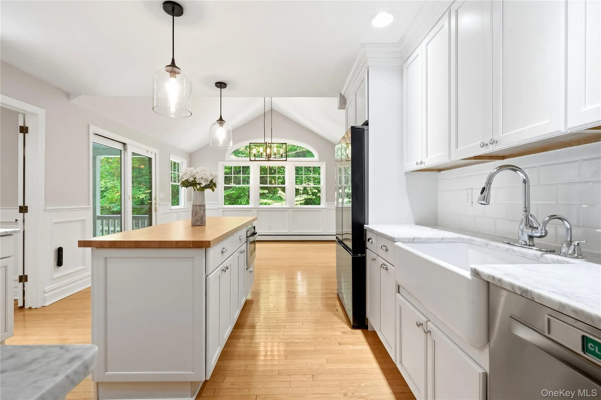 63 Bankside Drive, Huntington, NY, 4 Bedrooms Bedrooms, 8 Rooms Rooms,2 BathroomsBathrooms,Residential,For Rent,Bankside,0,1049594 63 Bankside Drive, Huntington, NY, 4 Bedrooms Bedrooms, 8 Rooms Rooms,2 BathroomsBathrooms,Residential,For Rent,Bankside,0,1049594